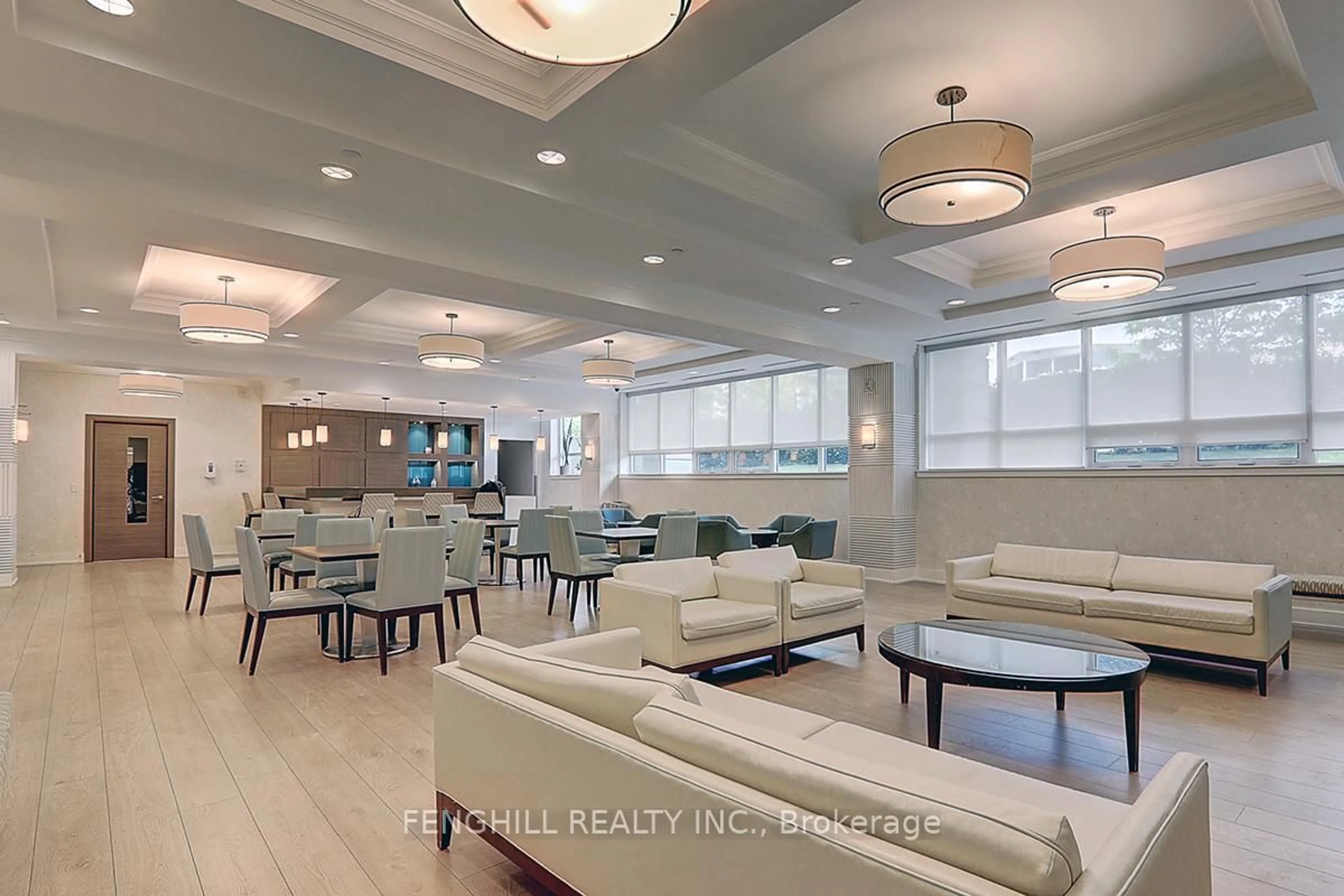 Lobby for 370 Highway 7 Rd #PH7, Richmond Hill Ontario L4B 0C4