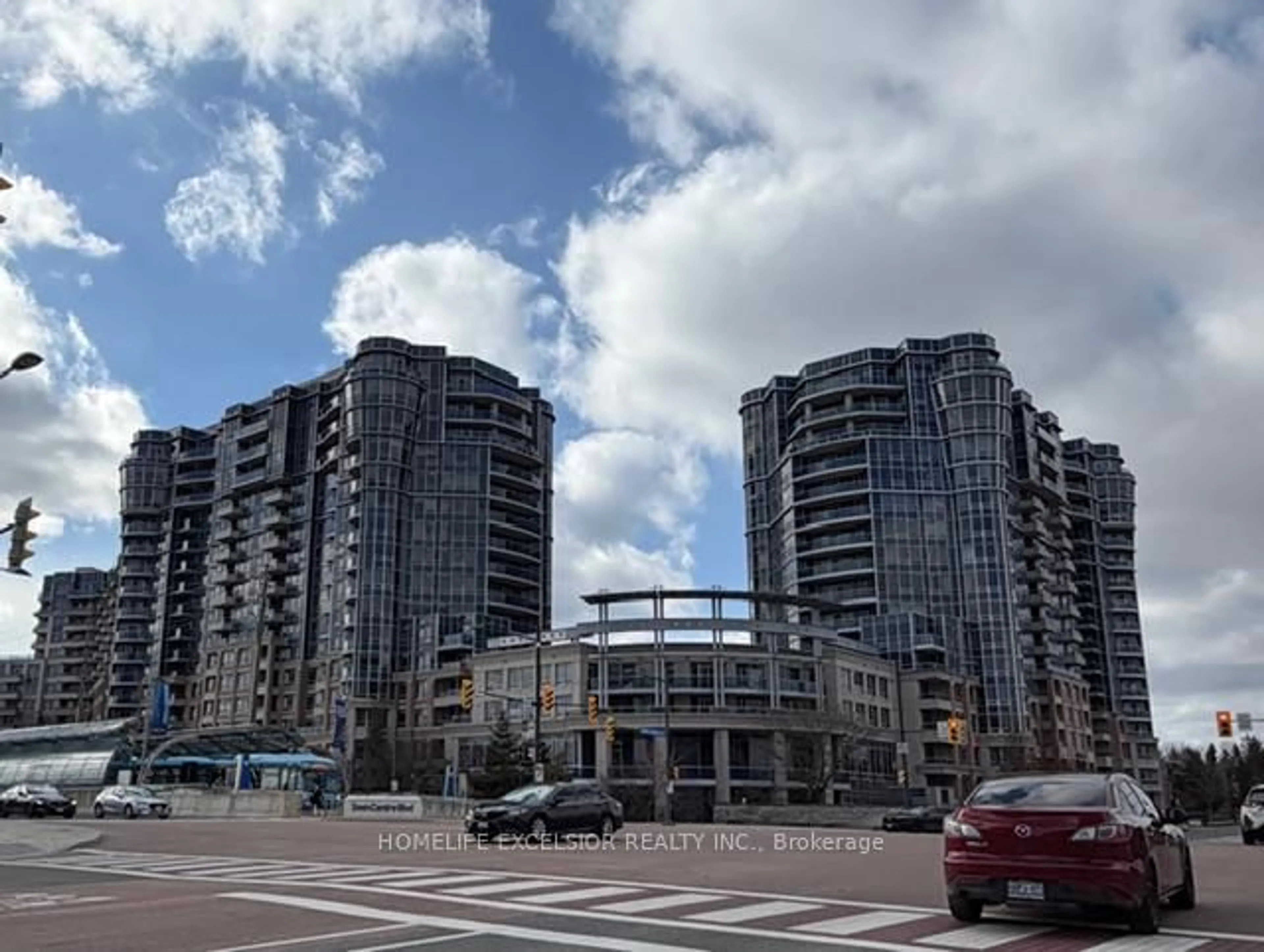 Blurry image for 33 Cox Blvd #825, Markham Ontario L3R 8A6