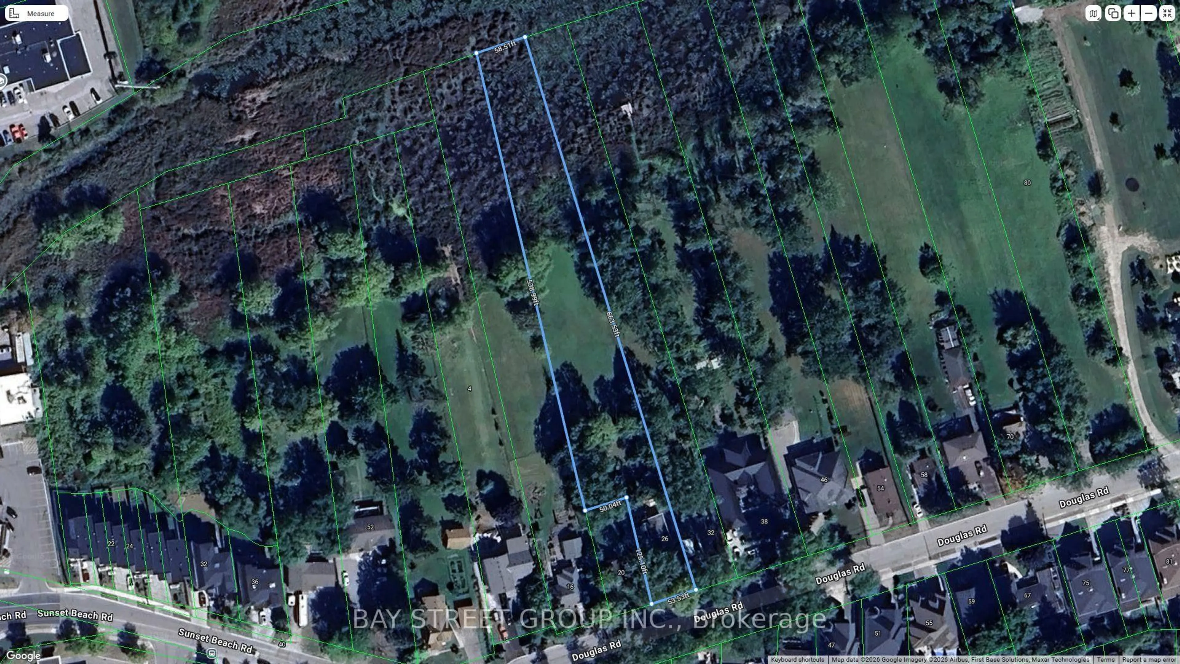 A pic from outside/outdoor area/front of a property/back of a property/a pic from drone, unknown for 26 Douglas Rd, Richmond Hill Ontario L4E 3G9