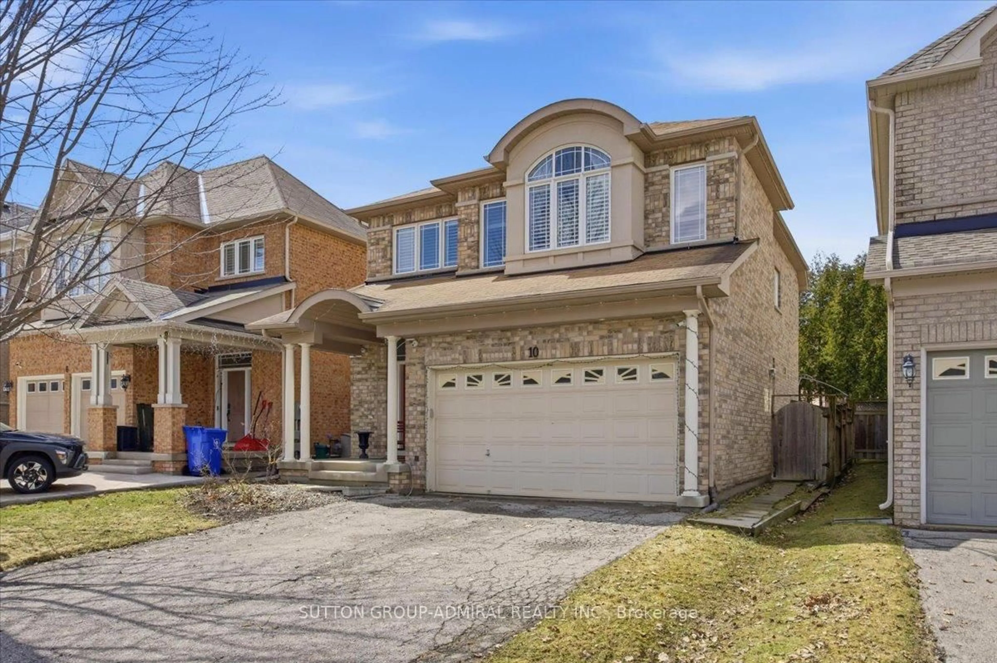 Home with brick exterior material, street for 10 Usherwood St, Aurora Ontario L4G 7W6