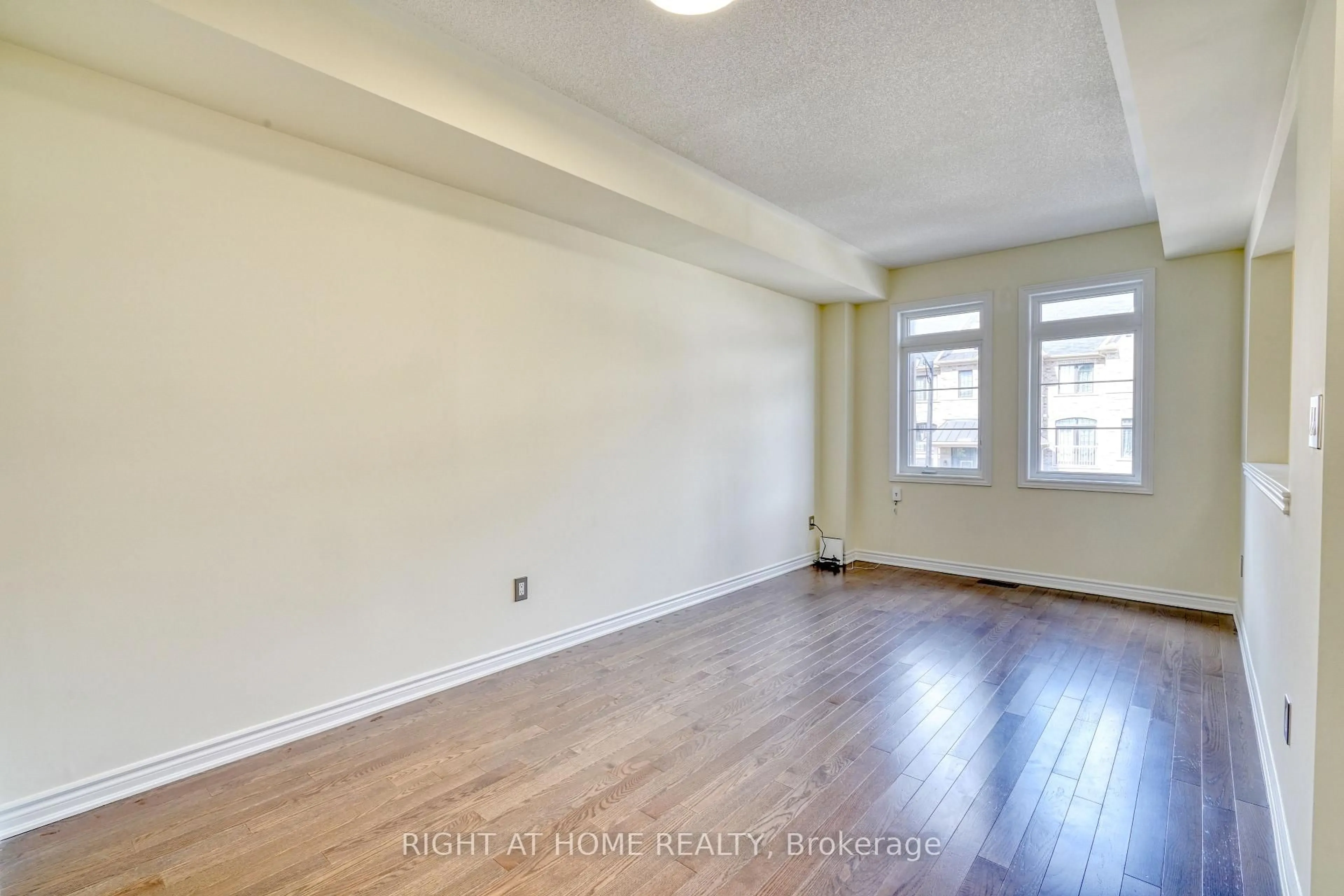 A pic of a room for 53 Sandwell St, Vaughan Ontario L4H 4R2