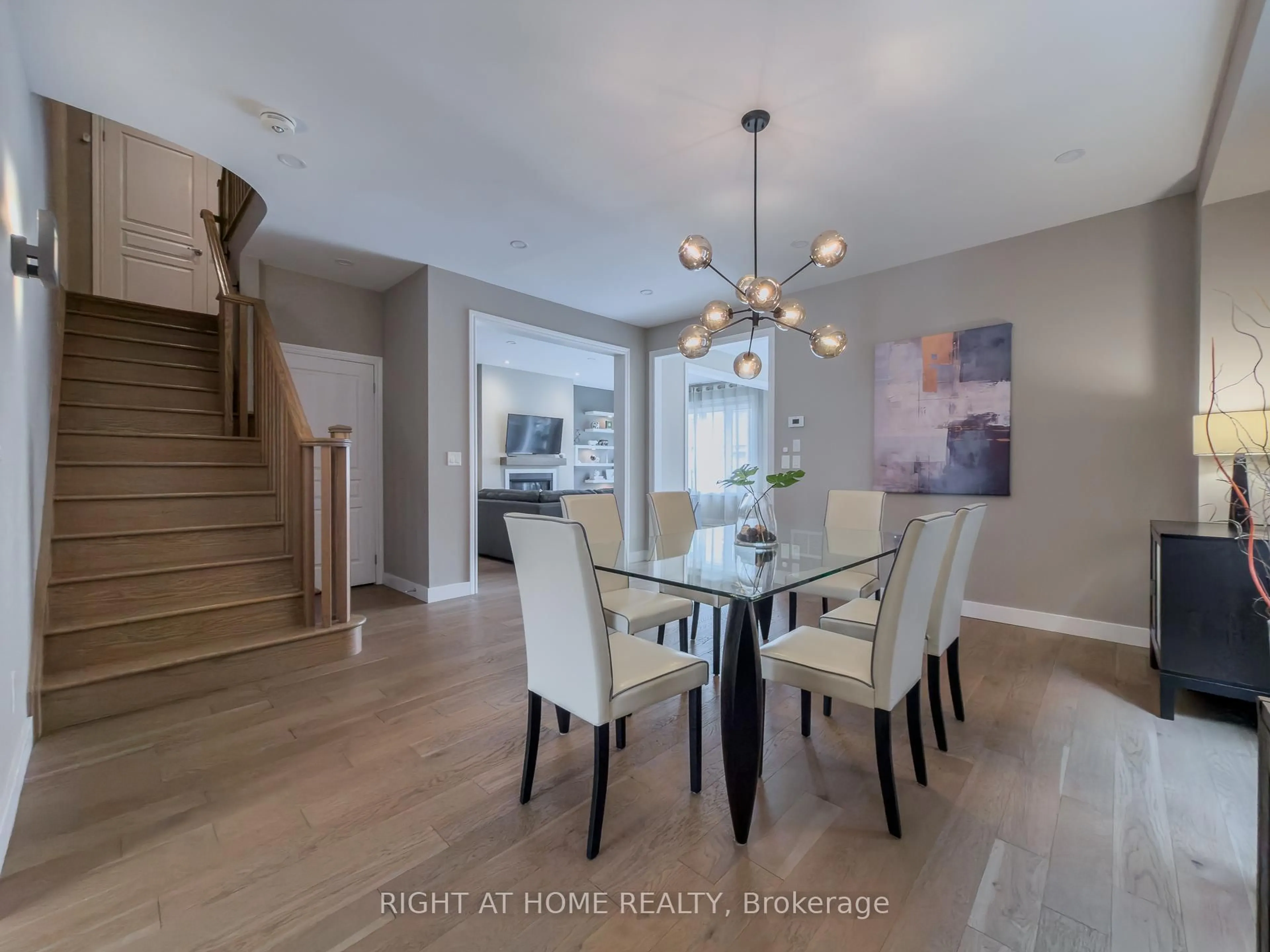 Dining room, unknown for 77 Leaden Hall Dr, East Gwillimbury Ontario L9N 0R5