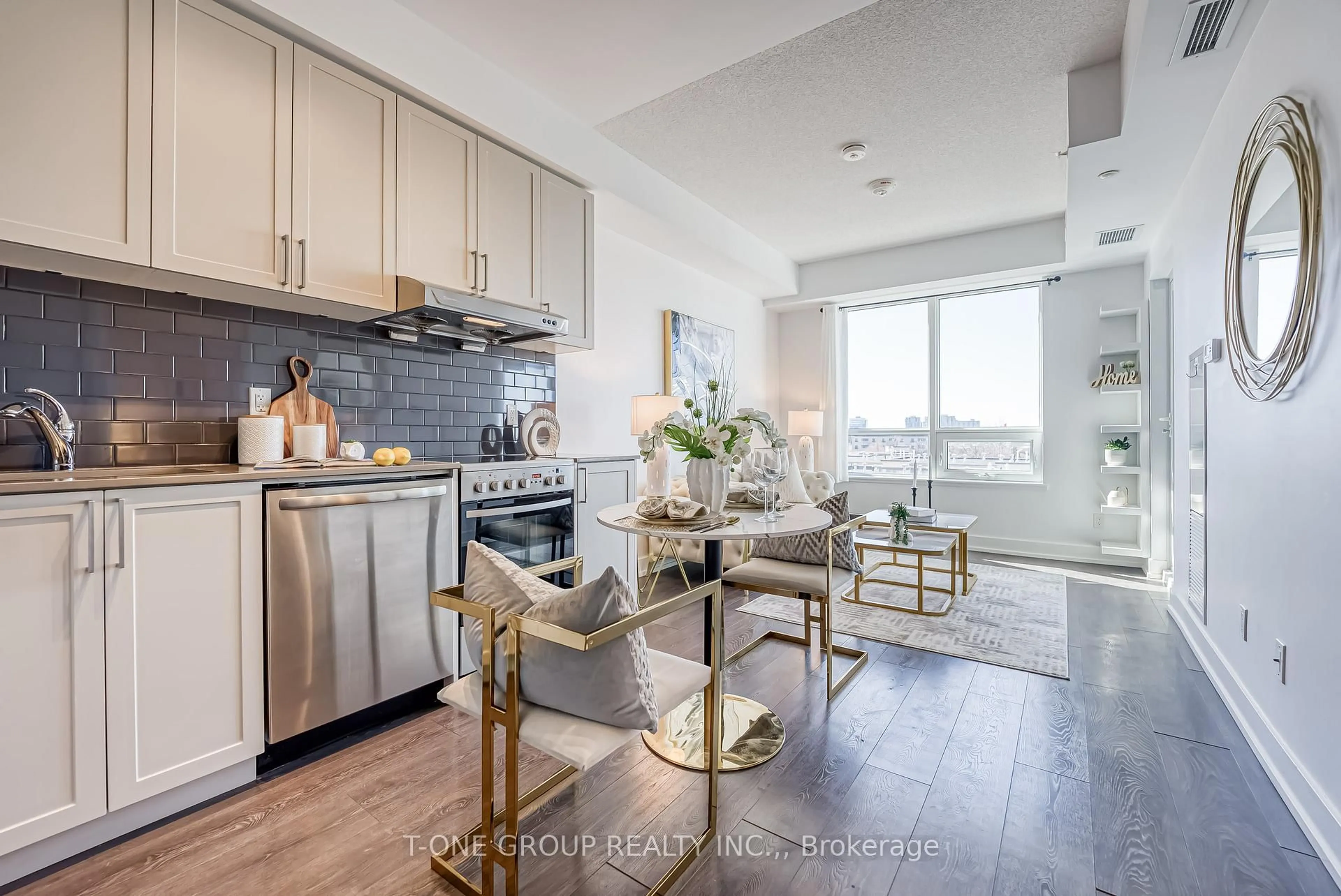 Open concept kitchen, unknown for 268 Buchanan Dr #622w, Markham Ontario L3R 8G9