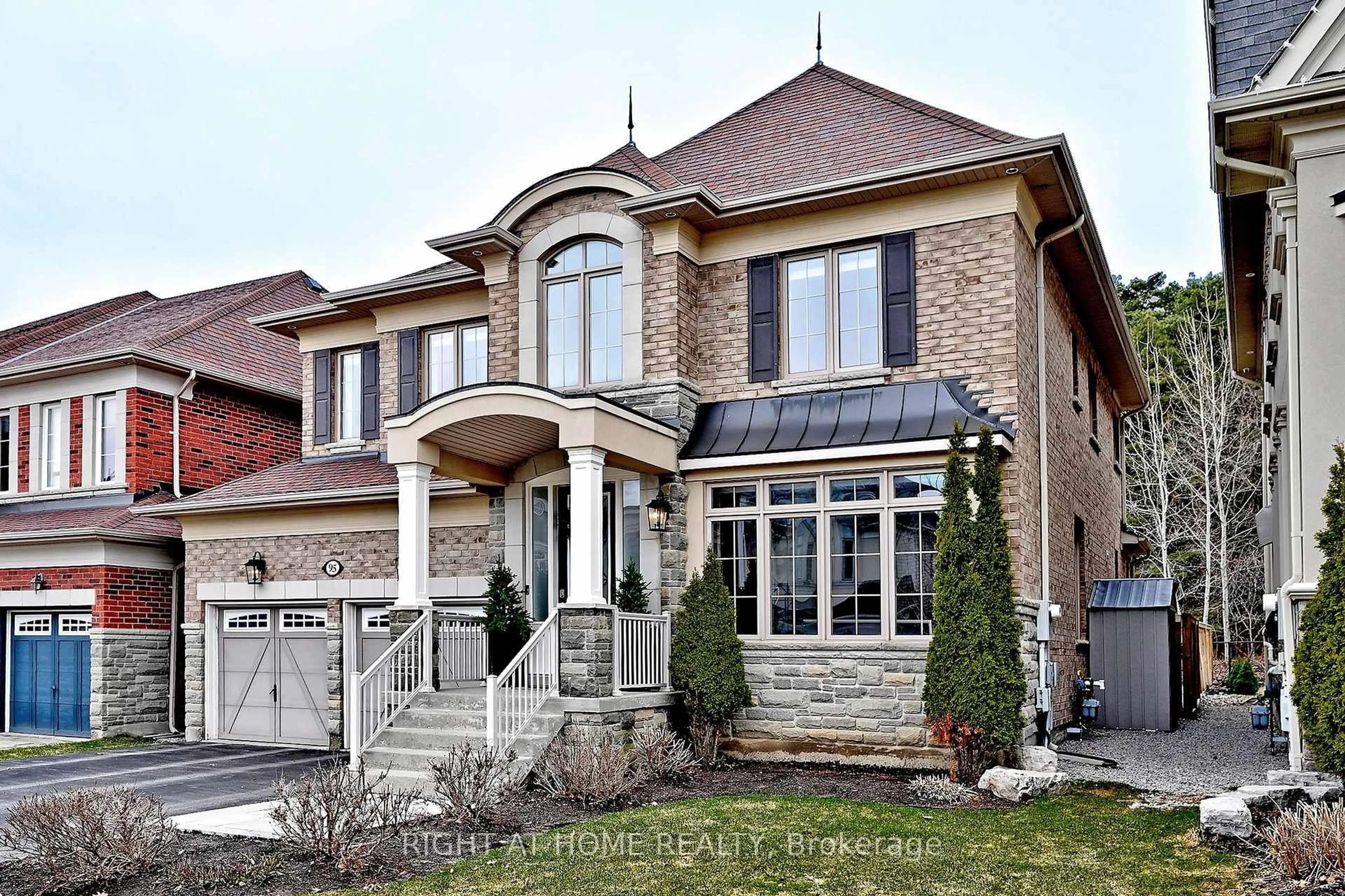 Home with brick exterior material, street for 95 Vines Pl, Aurora Ontario L4G 0R7