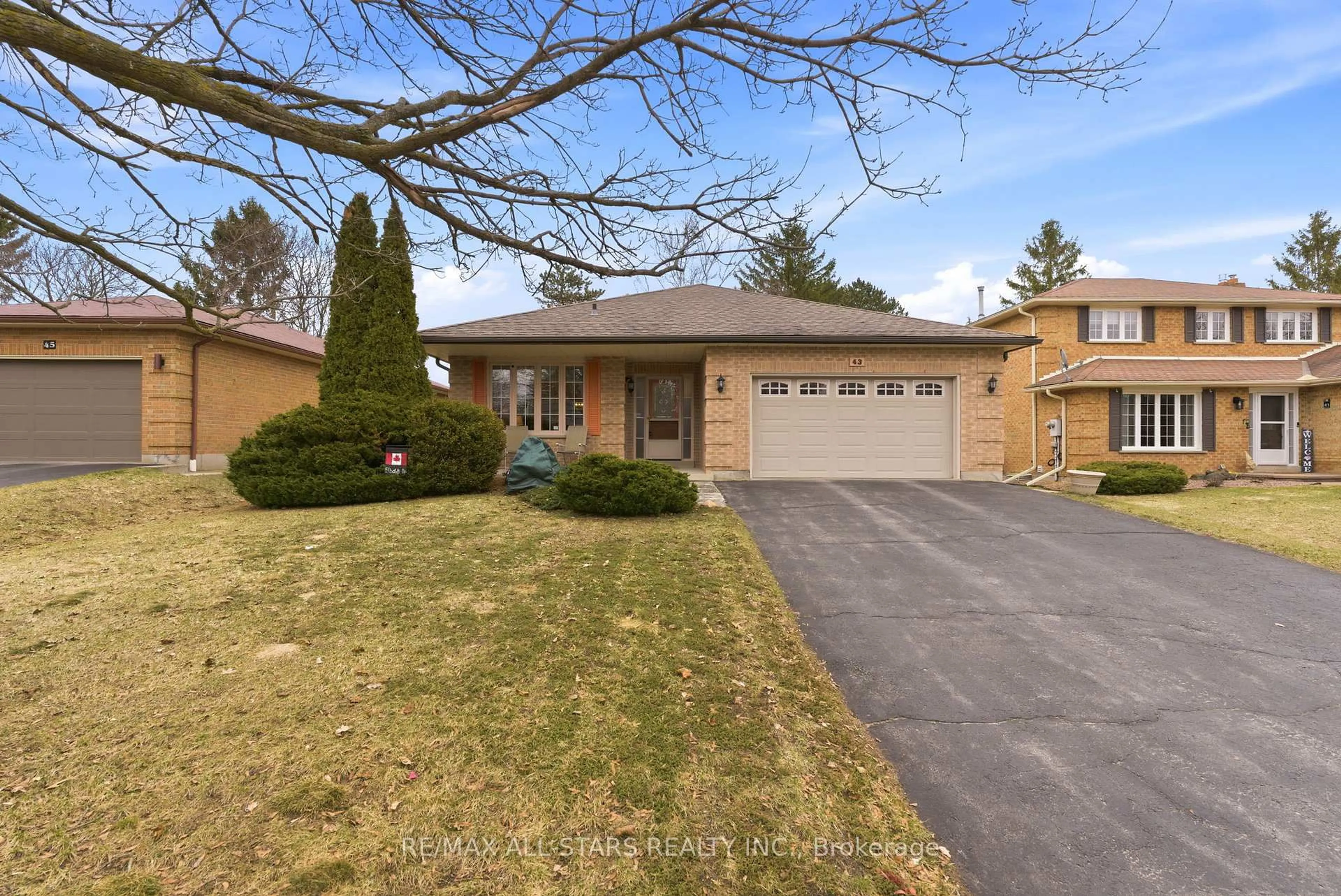 Unknown for 43 Enzo Cres, Uxbridge Ontario L9P 1M3