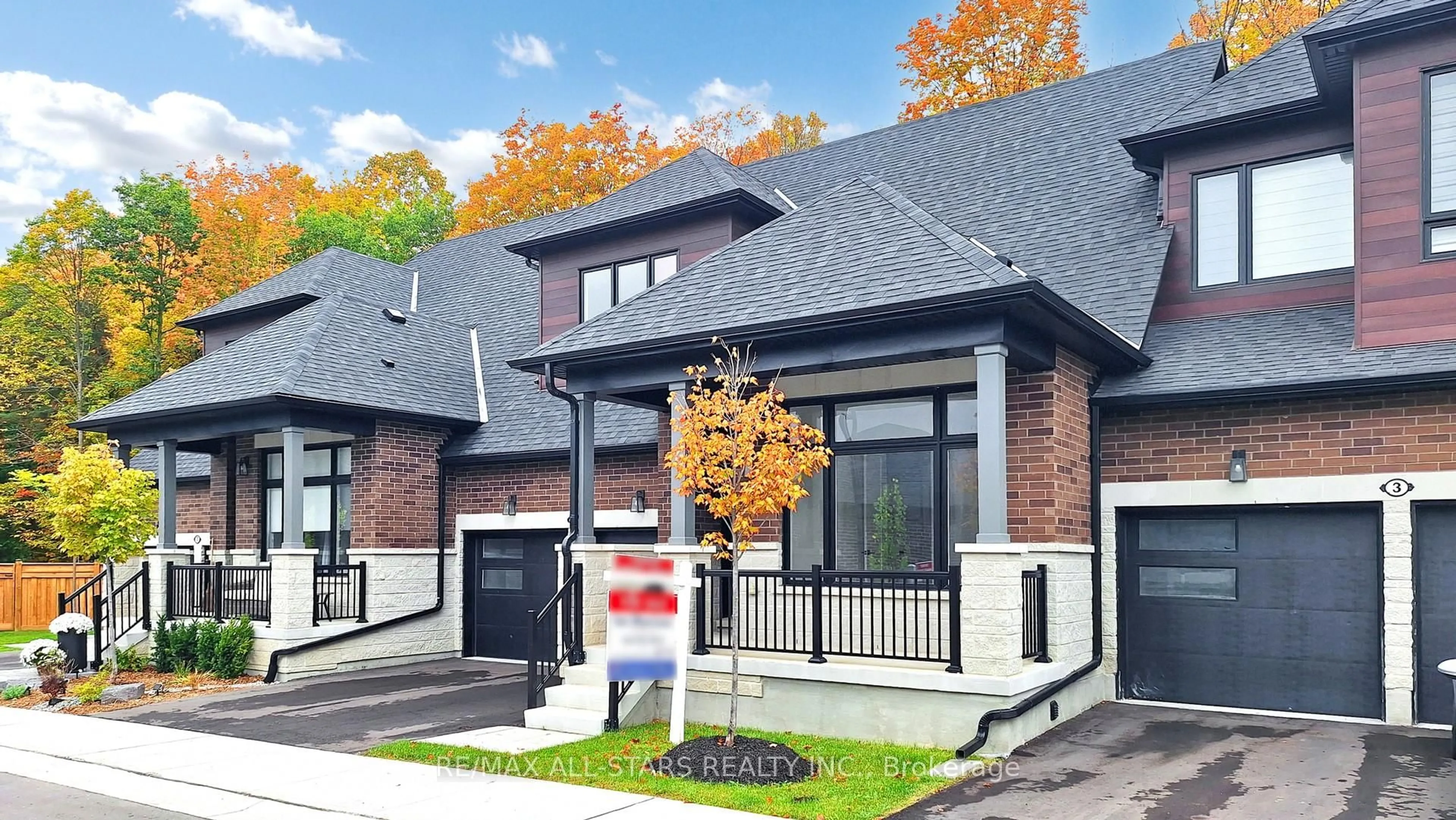 Home with brick exterior material, street for 5 Vern Robertson Gate, Uxbridge Ontario L9P 0R9