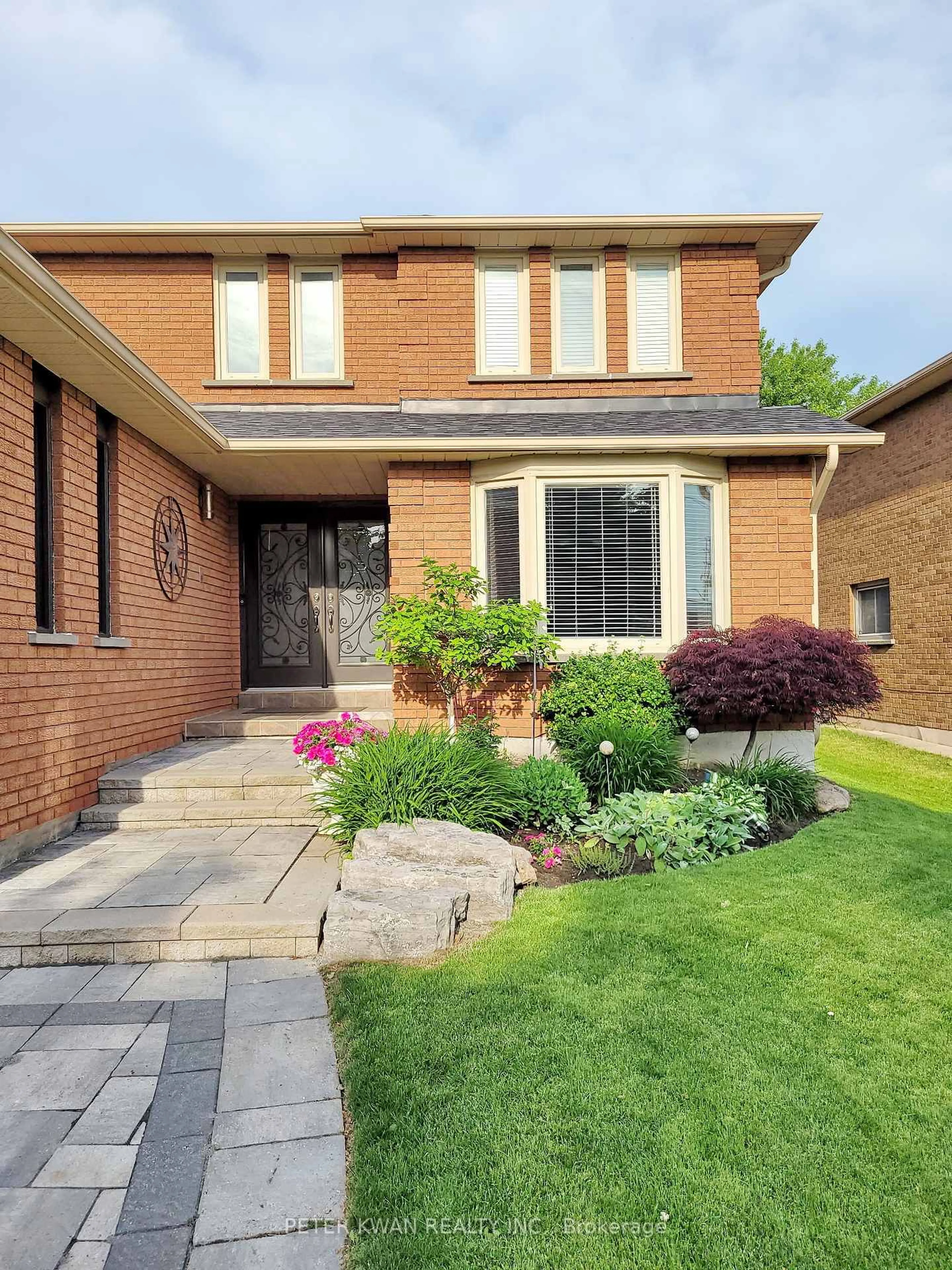 Home with brick exterior material, street for 20 Saratoga Rd, Markham Ontario L3P 7J2
