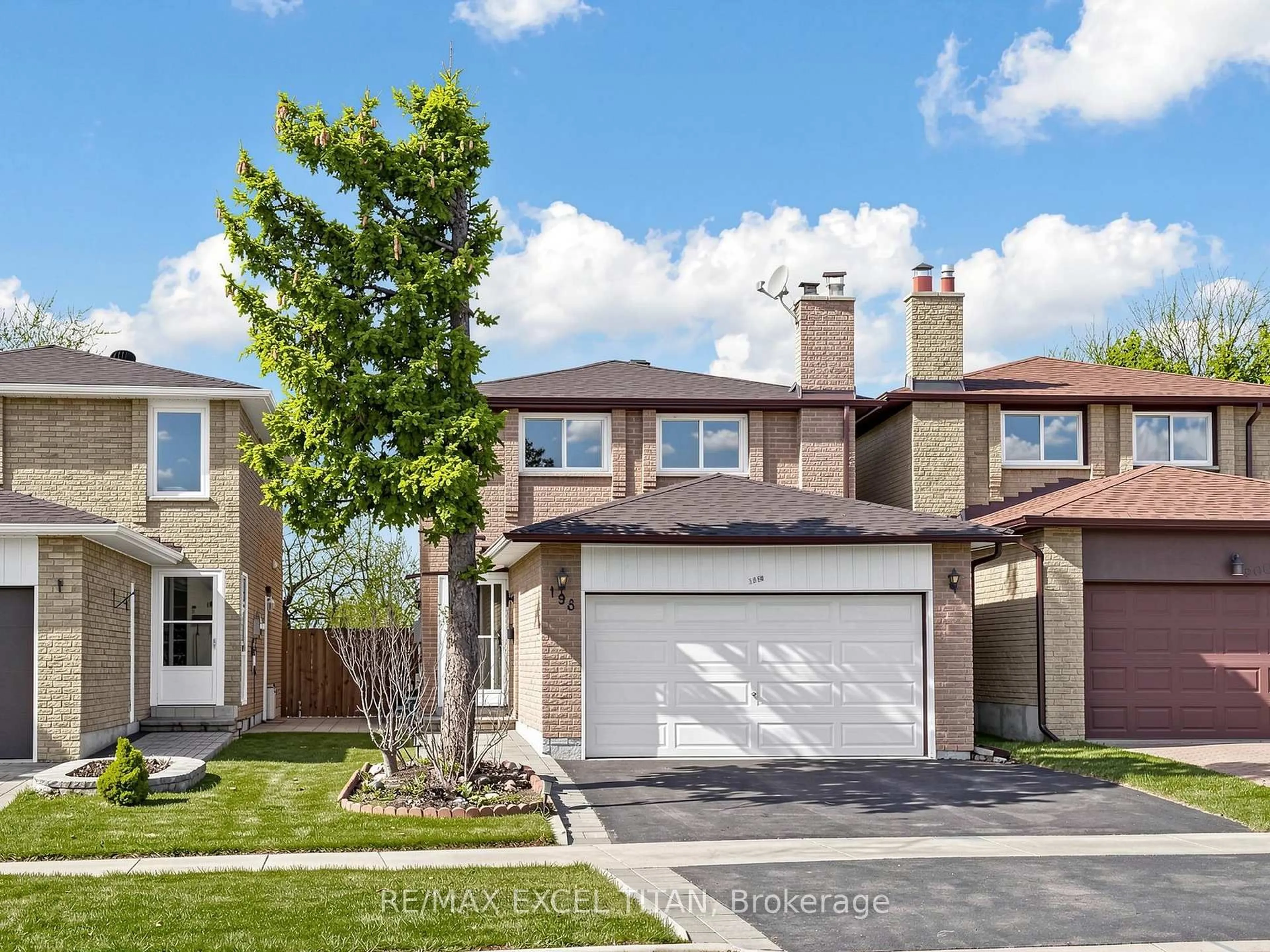 Home with brick exterior material, street for 198 Risebrough Crct, Markham Ontario L3R 3E3