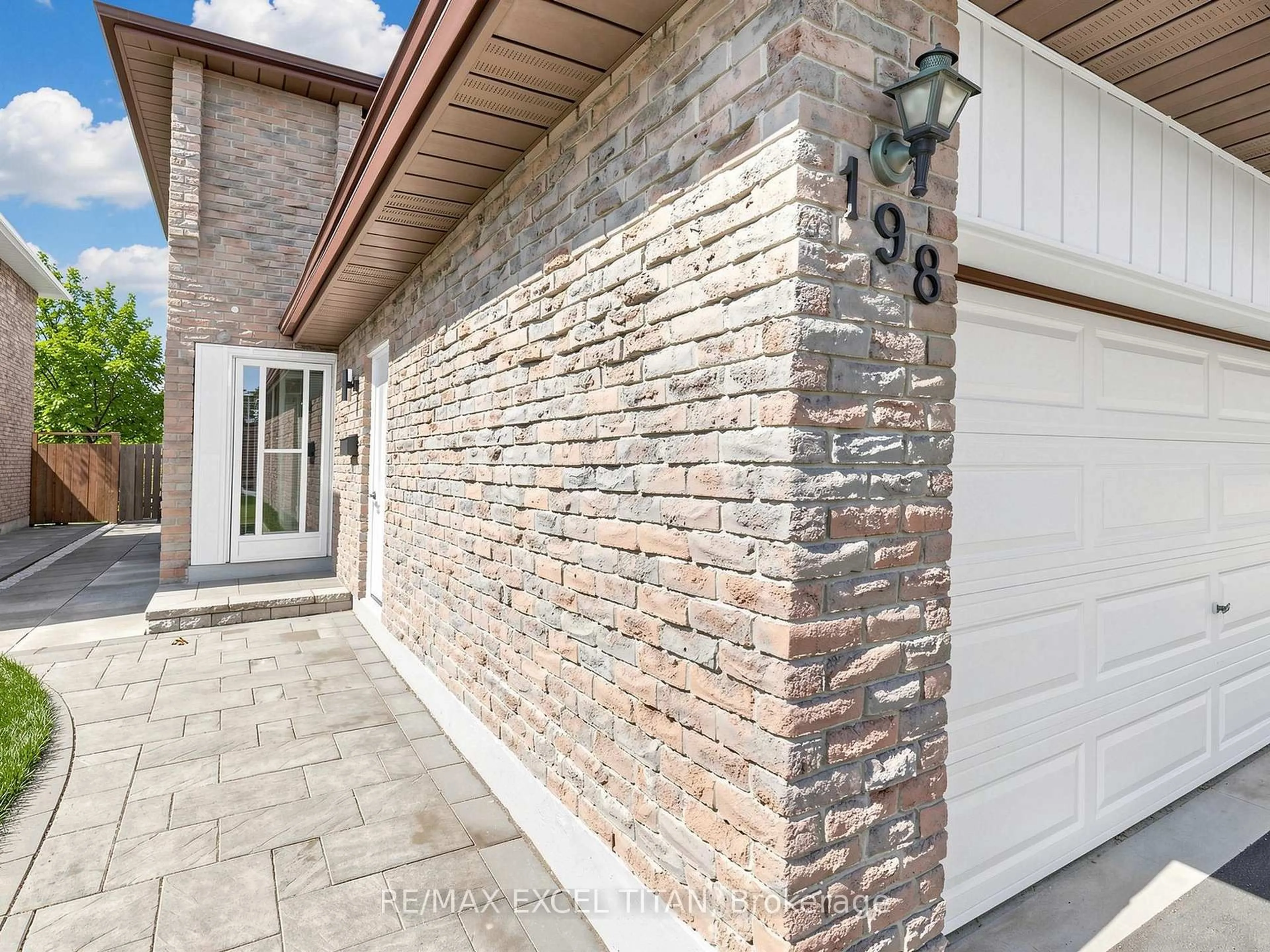 Home with brick exterior material, street for 198 Risebrough Crct, Markham Ontario L3R 3E3