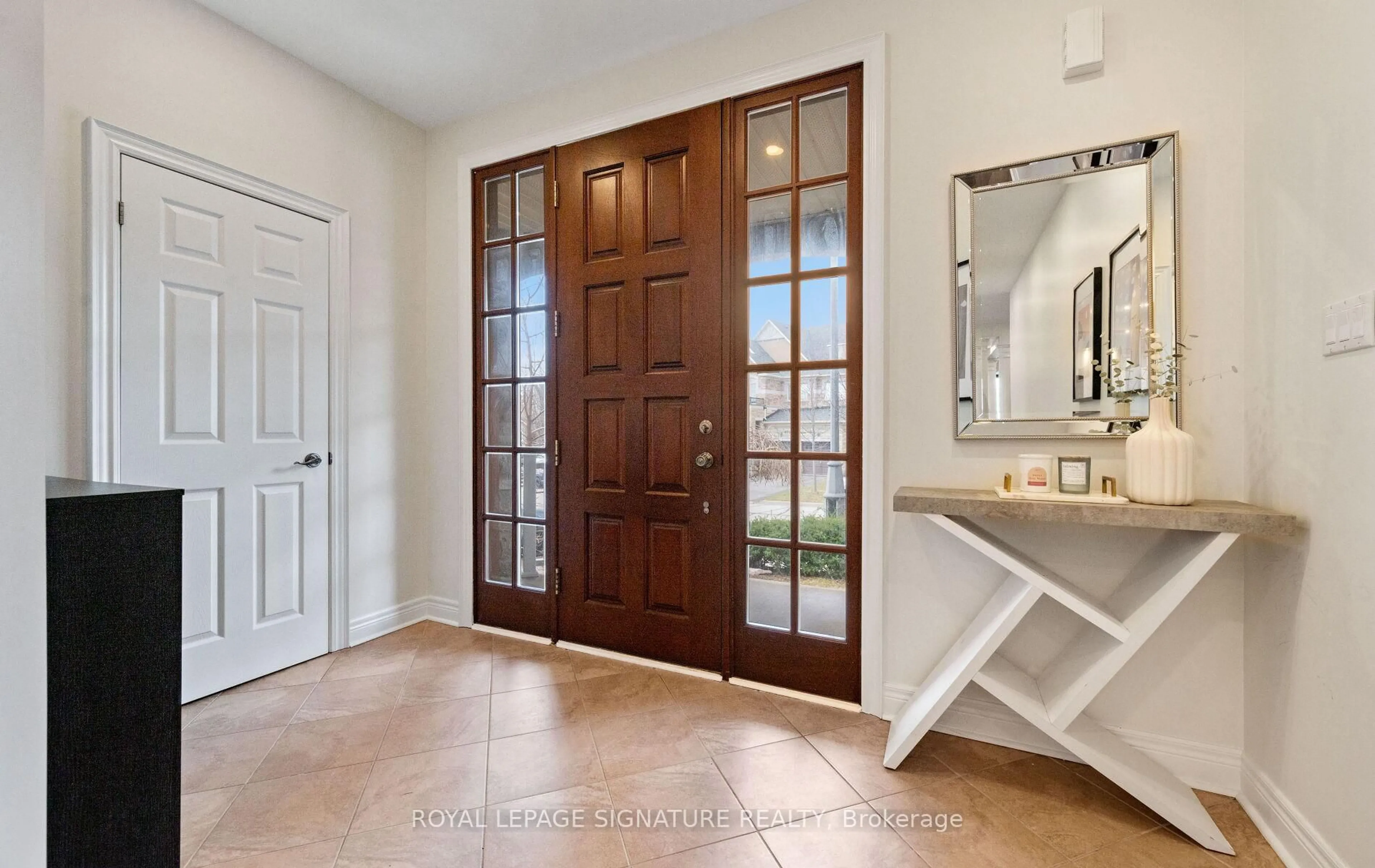 Indoor entryway for 57 Sir Francesco St, Vaughan Ontario L6A 0E6