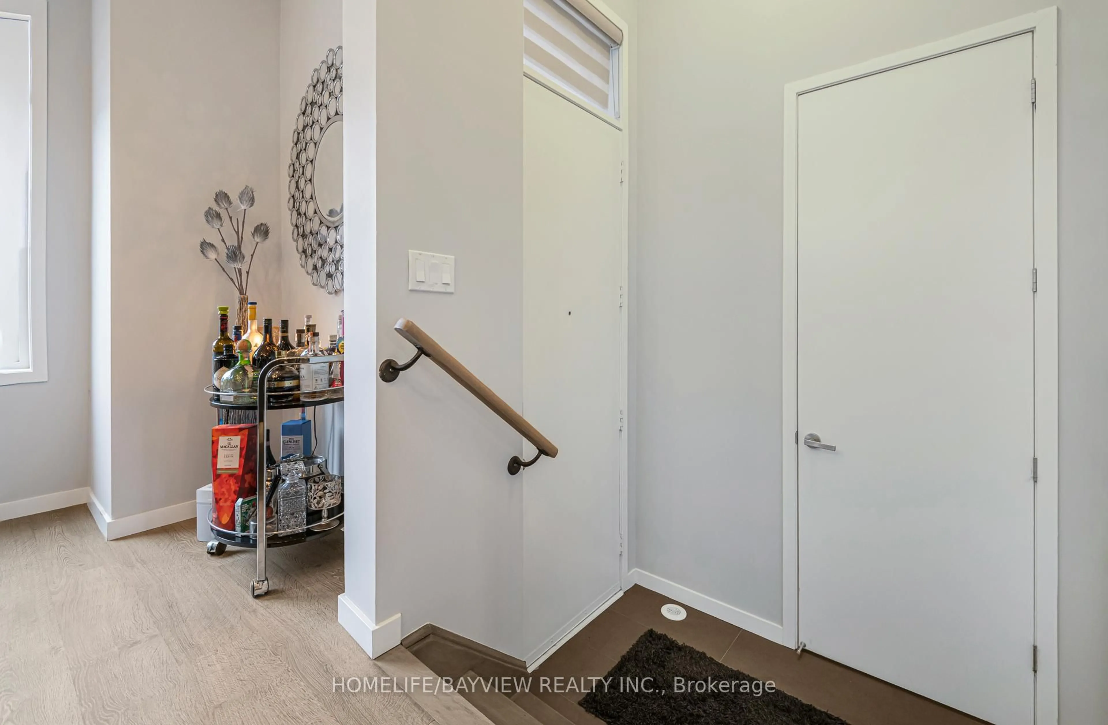 Indoor entryway for 12 Genuine Lane, Richmond Hill Ontario L4B 0E5