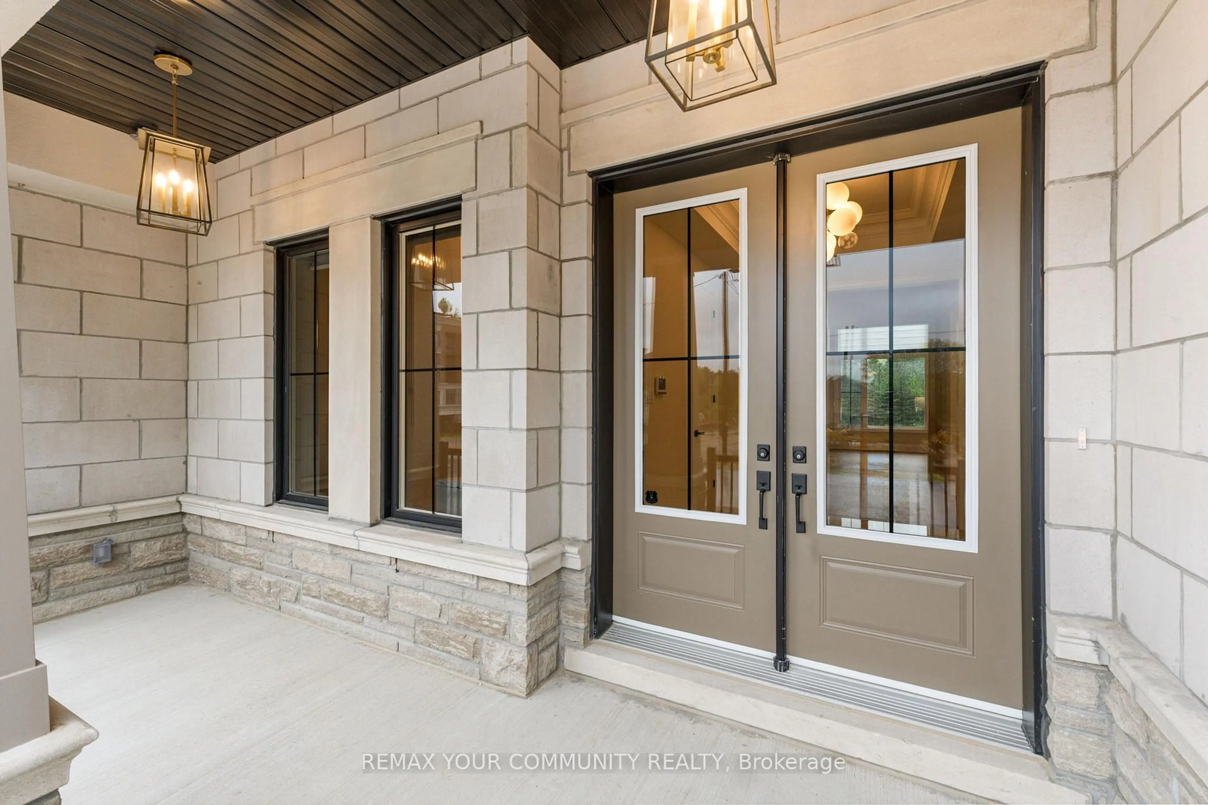 Indoor entryway for Lot 11 Phila Lane, Aurora Ontario L4G 4A1