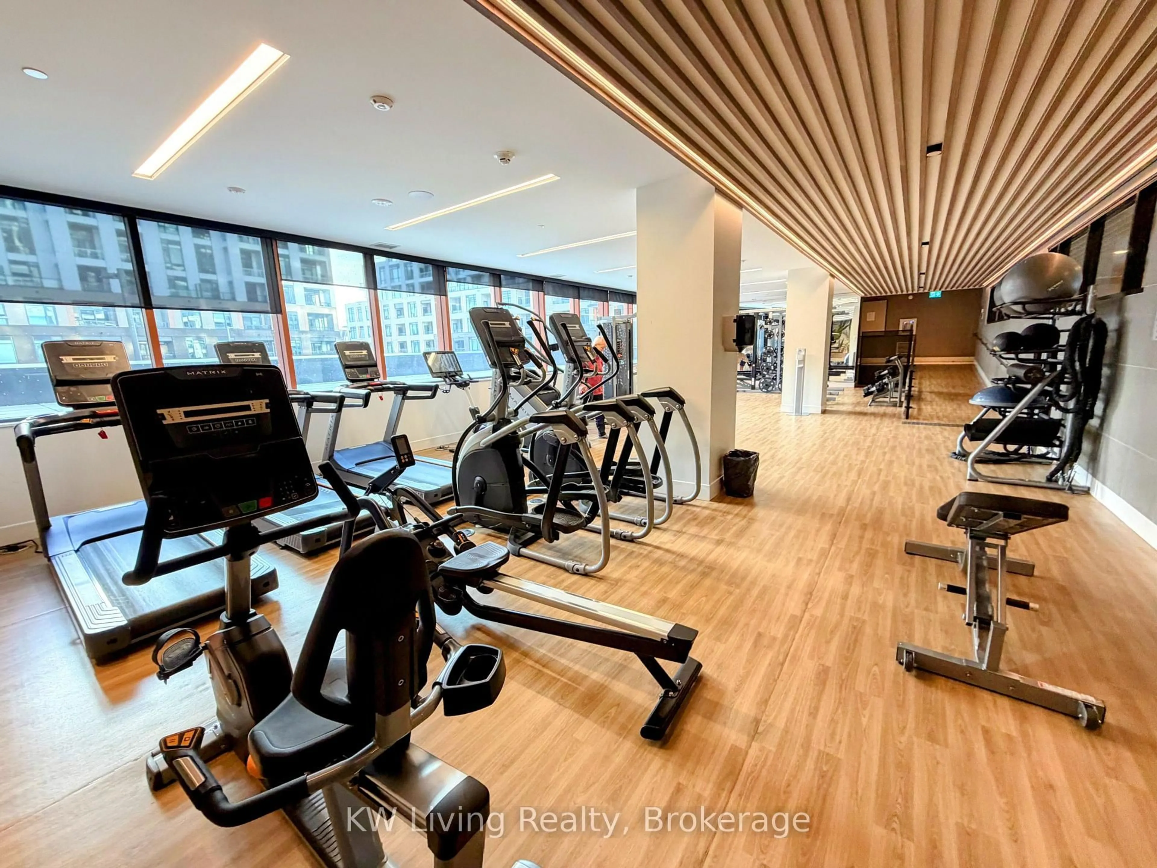 Gym or fitness room for 7950 Bathurst St #818, Vaughan Ontario L4J 0L4