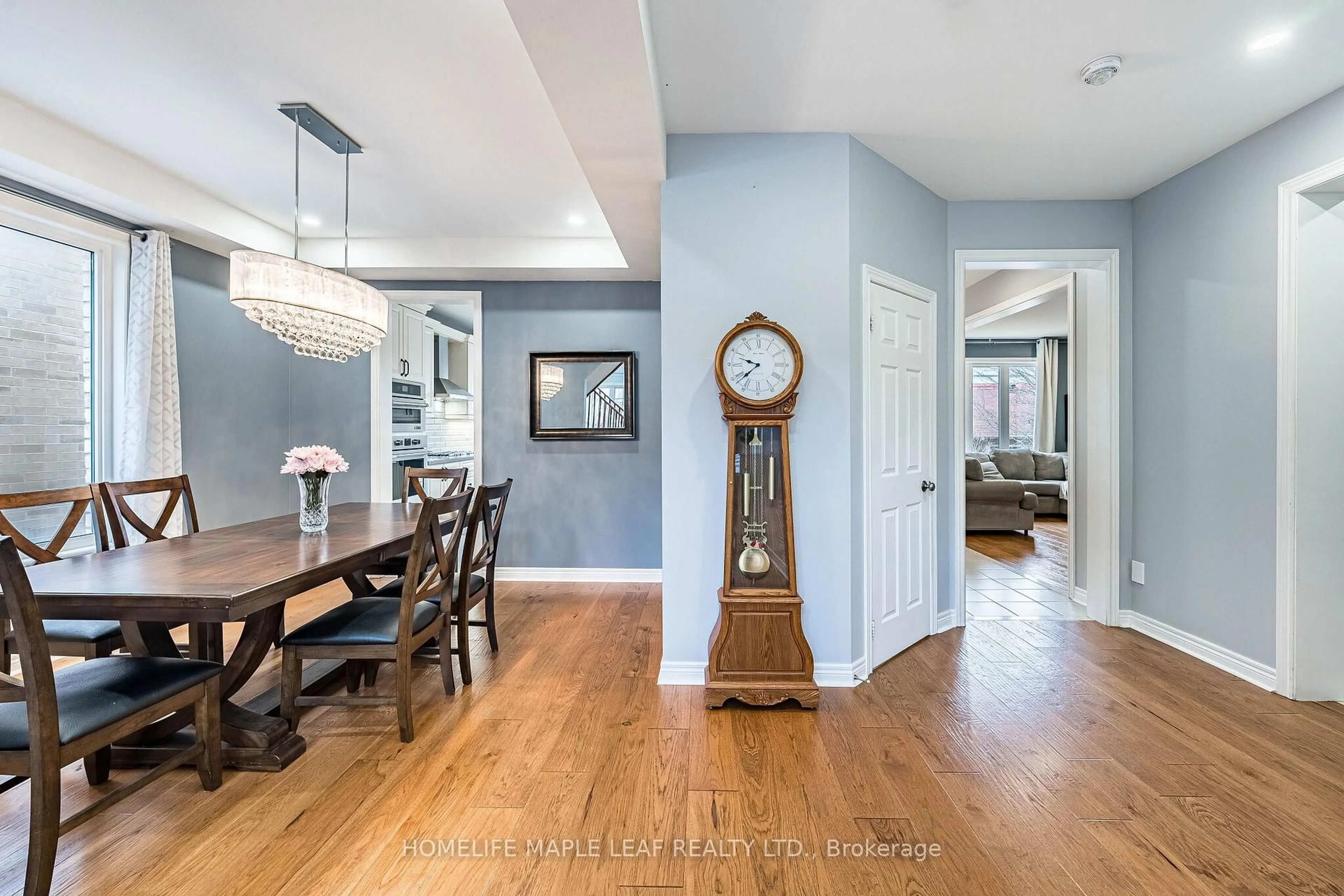 Unknown for 12 Proctor Gate, New Tecumseth Ontario L0G 1W0