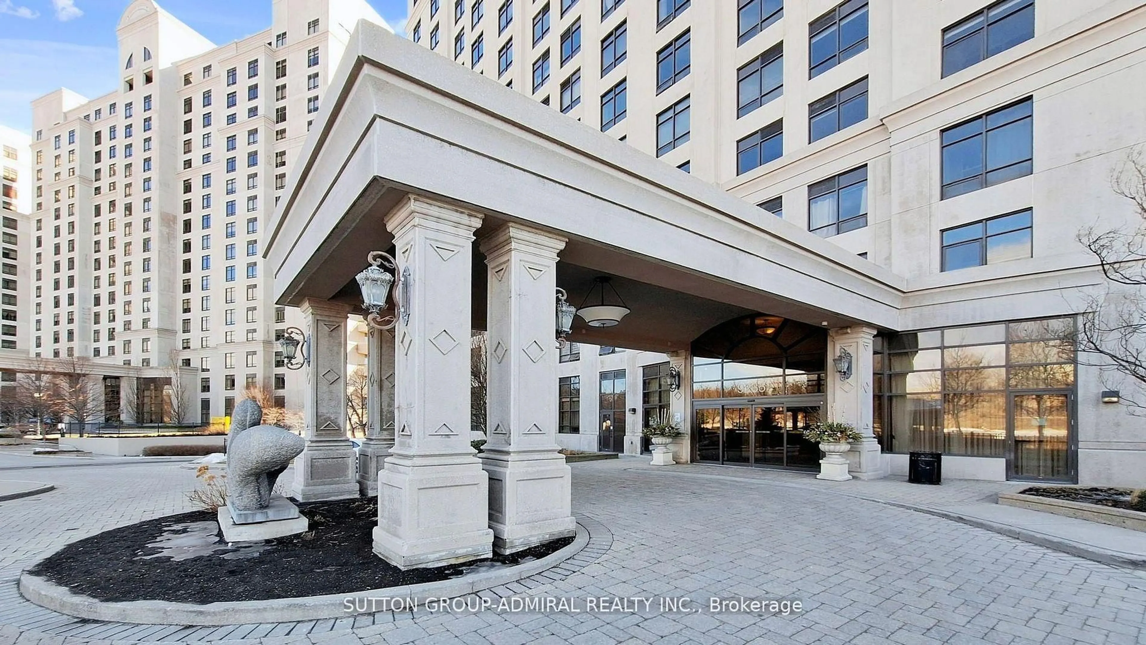 Lobby for 9235 Jane St #511, Vaughan Ontario L6A 0J8