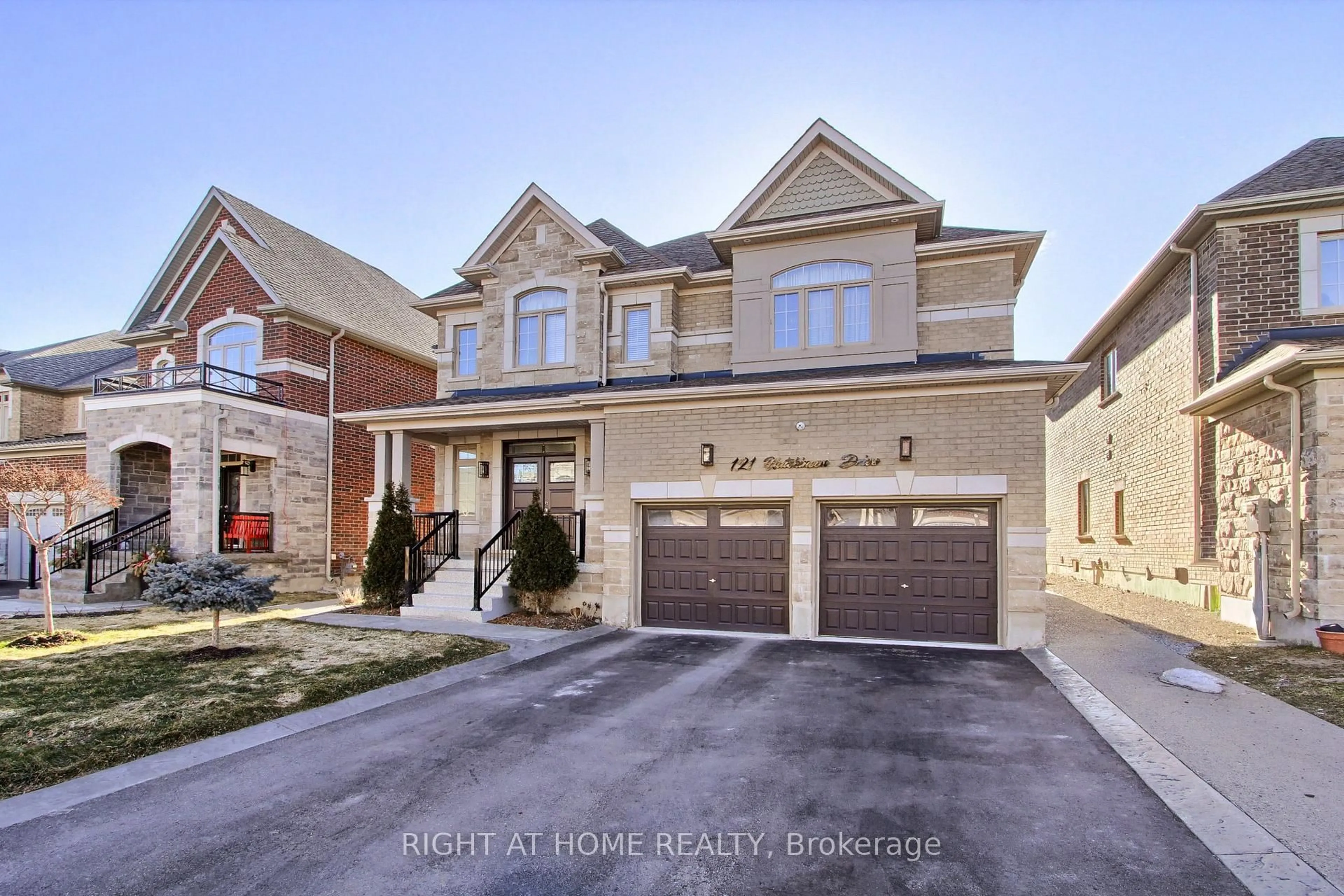 Home with brick exterior material, street for 121 Hutchinson Dr, New Tecumseth Ontario L9R 0P6