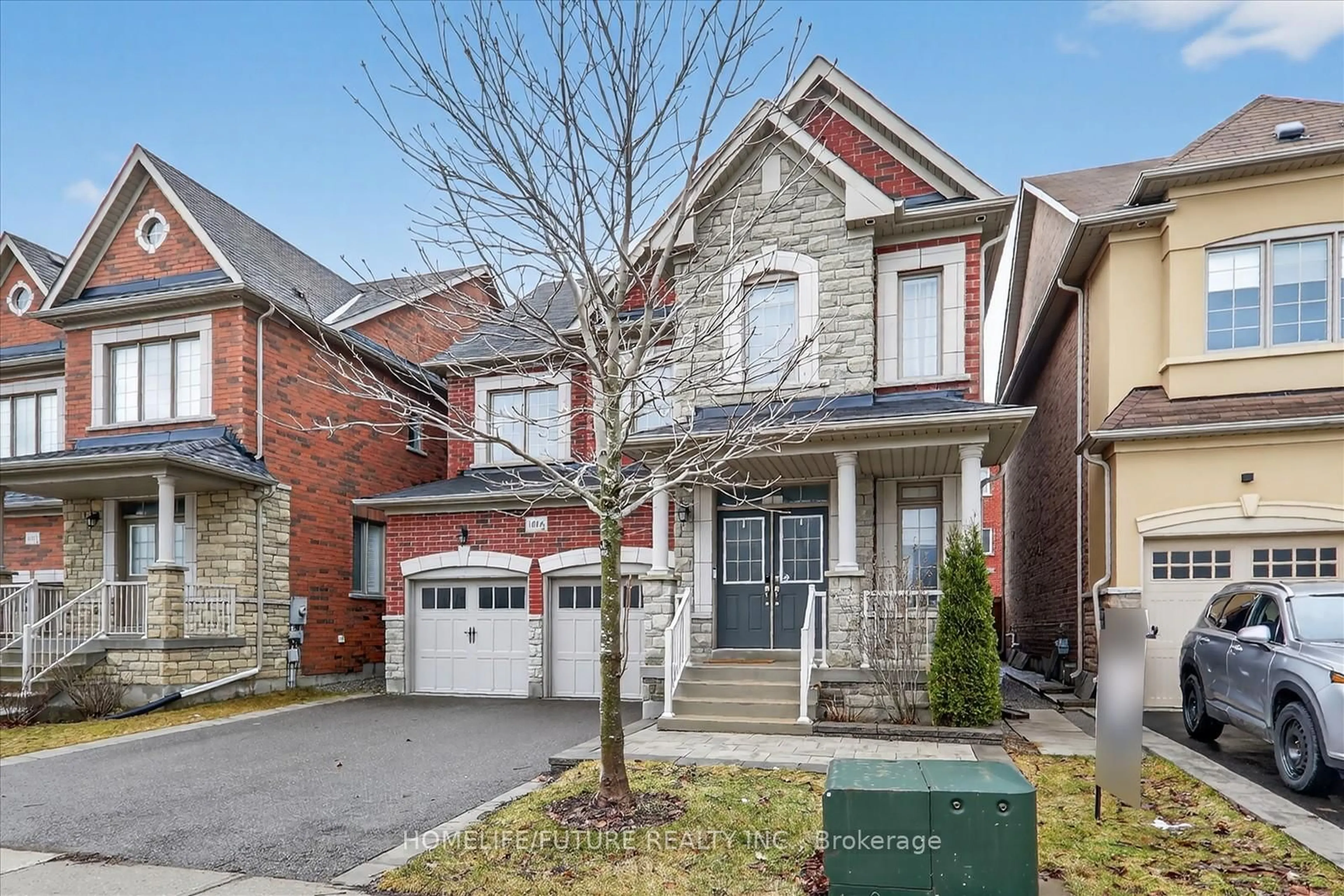 Home with brick exterior material, street for 1016 Poppy Lane, Newmarket Ontario L3X 3H6