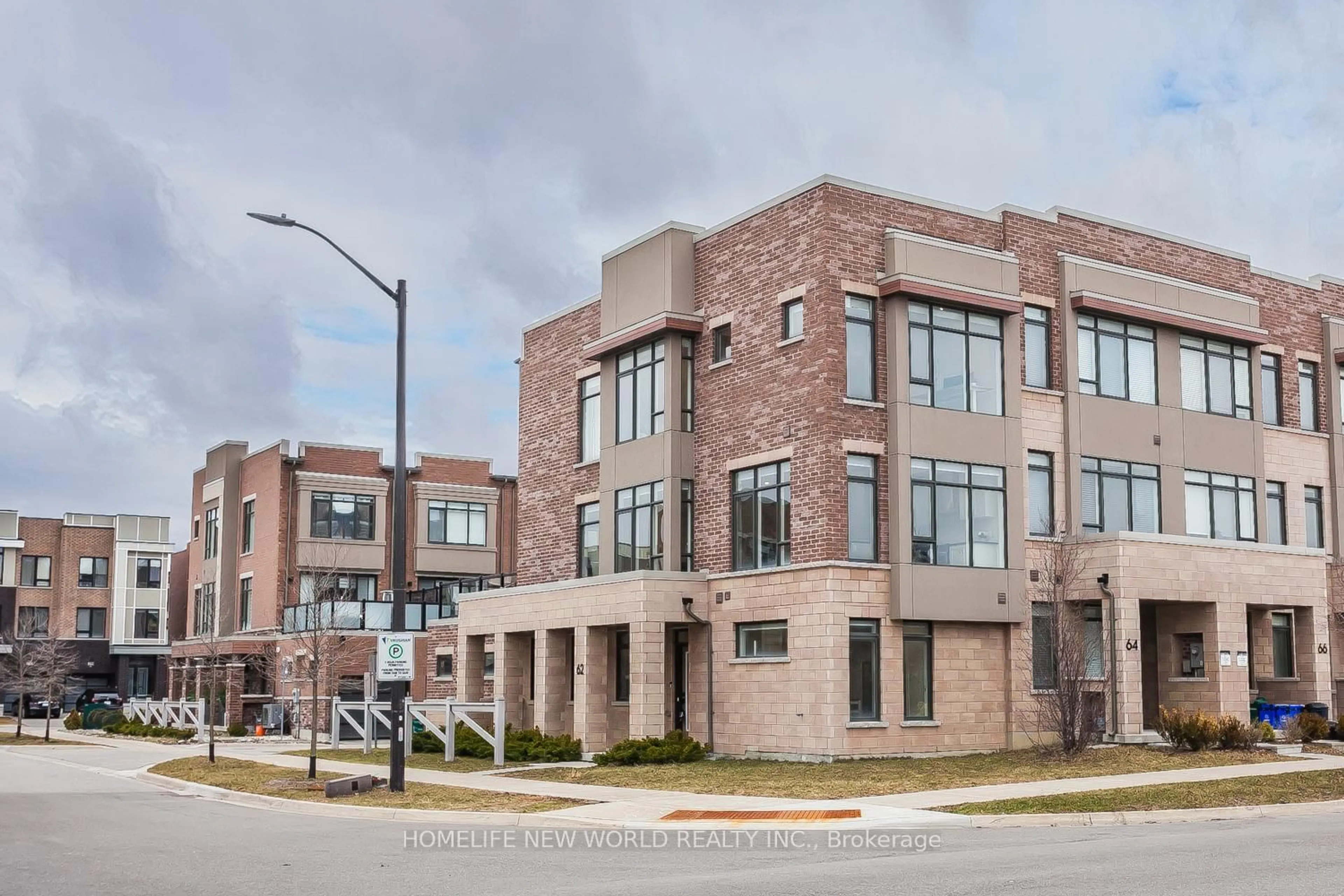Home with brick exterior material, street for 62 Troon Ave, Vaughan Ontario L6A 4Z1