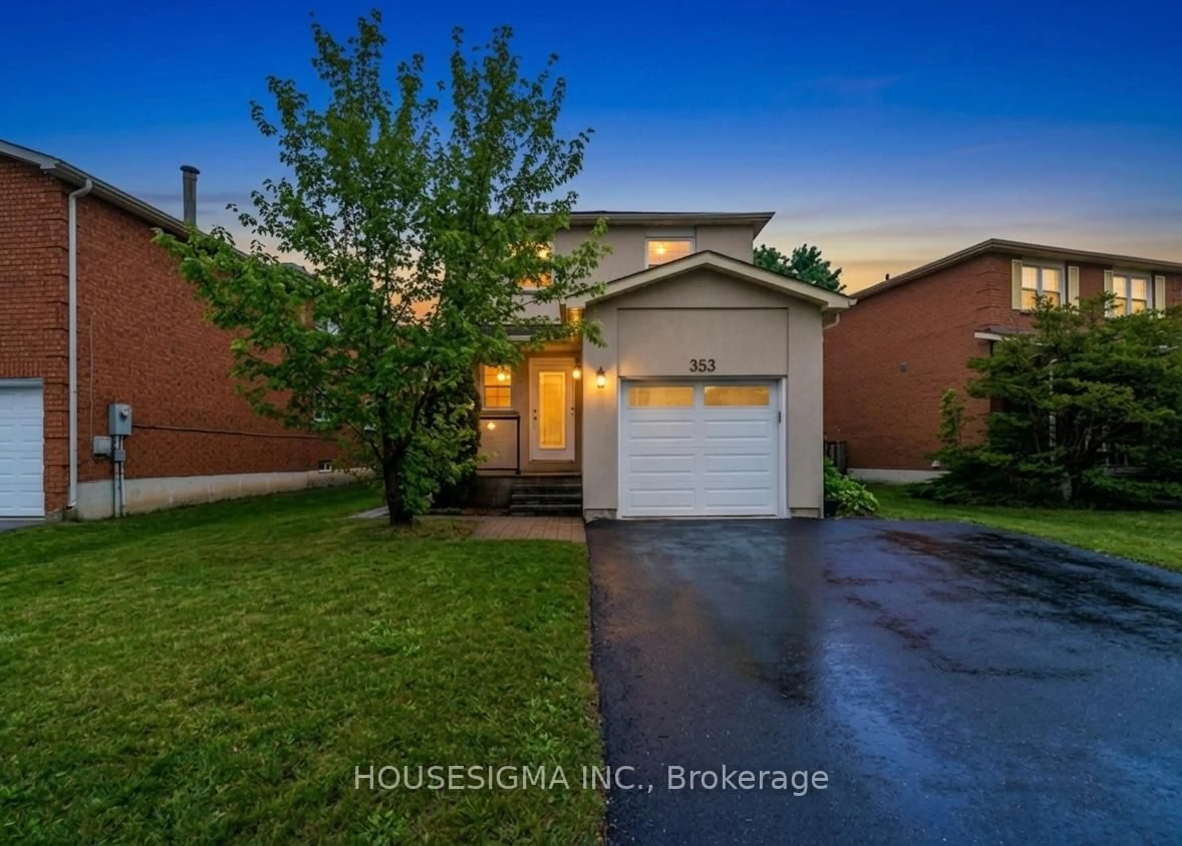 Home with brick exterior material, street for 353 Brownridge Dr, Vaughan Ontario L4J 5X2