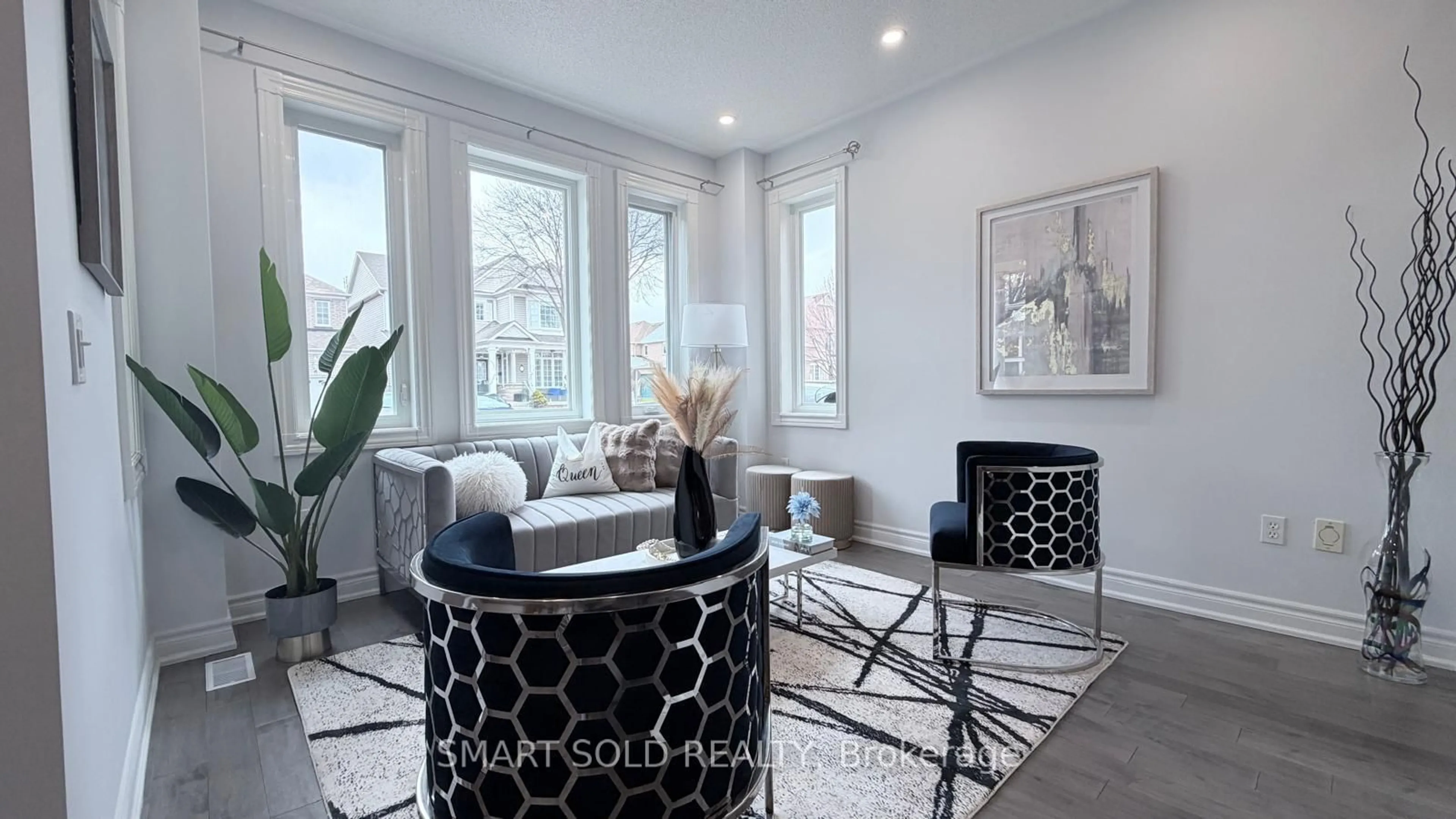 Living room with furniture, unknown for 3 Manorwood Dr, Markham Ontario L6C 2S9