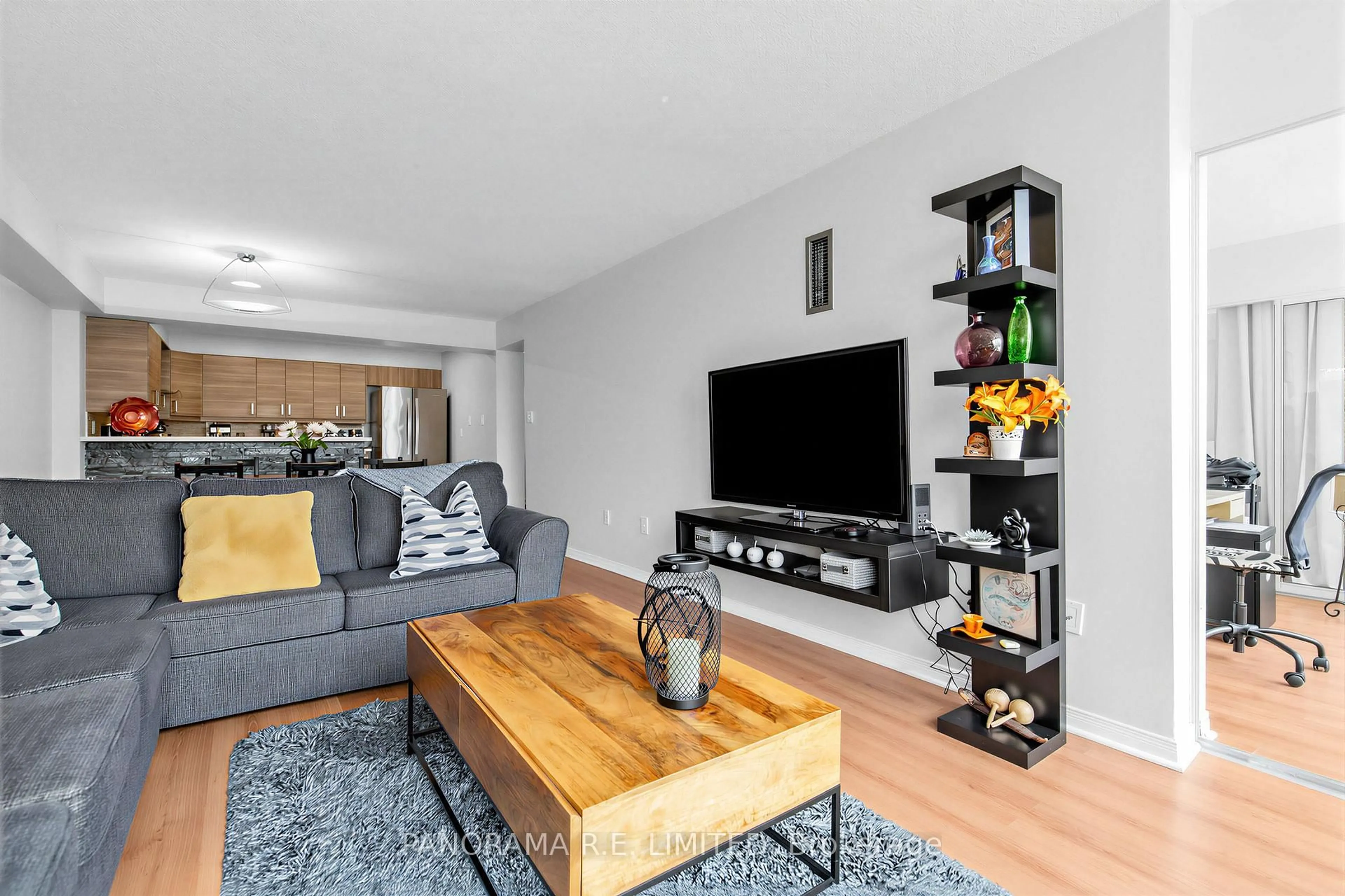 Living room with furniture, unknown for 309 Major Mackenzie Dr #504, Richmond Hill Ontario L4C 9V5