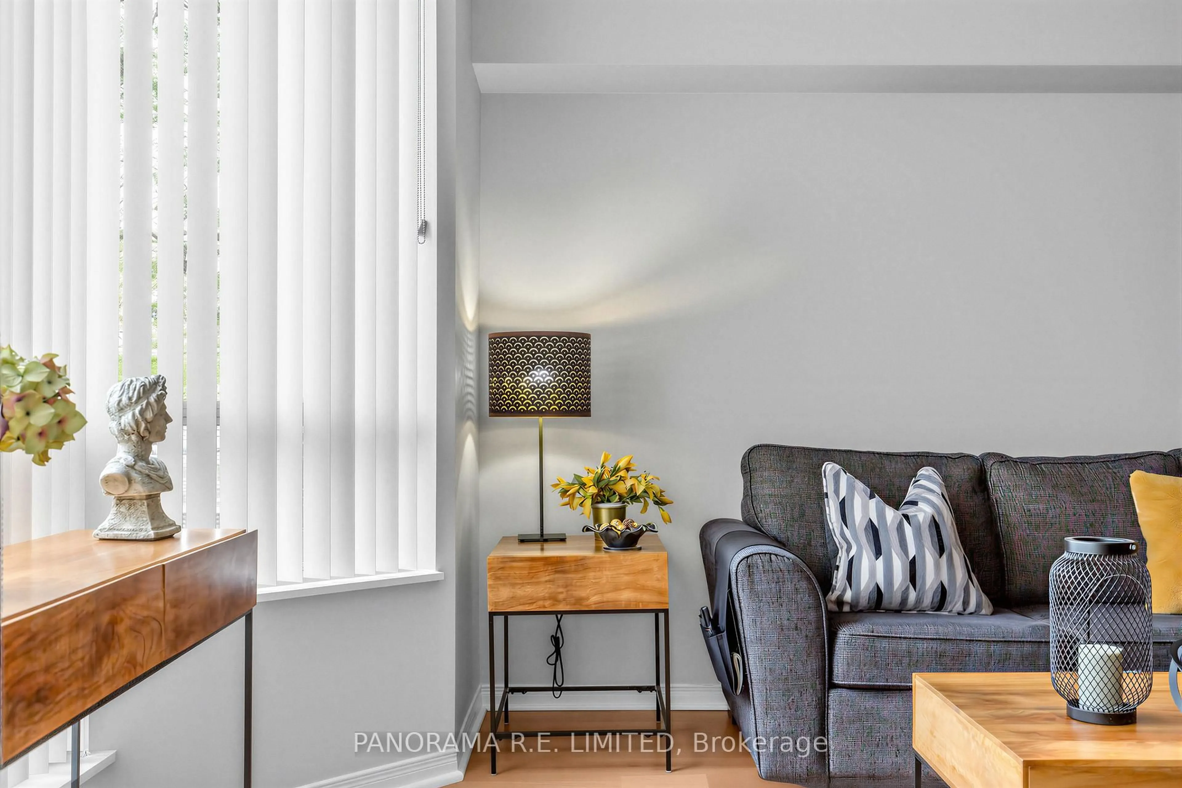 Living room with furniture, unknown for 309 Major Mackenzie Dr #504, Richmond Hill Ontario L4C 9V5