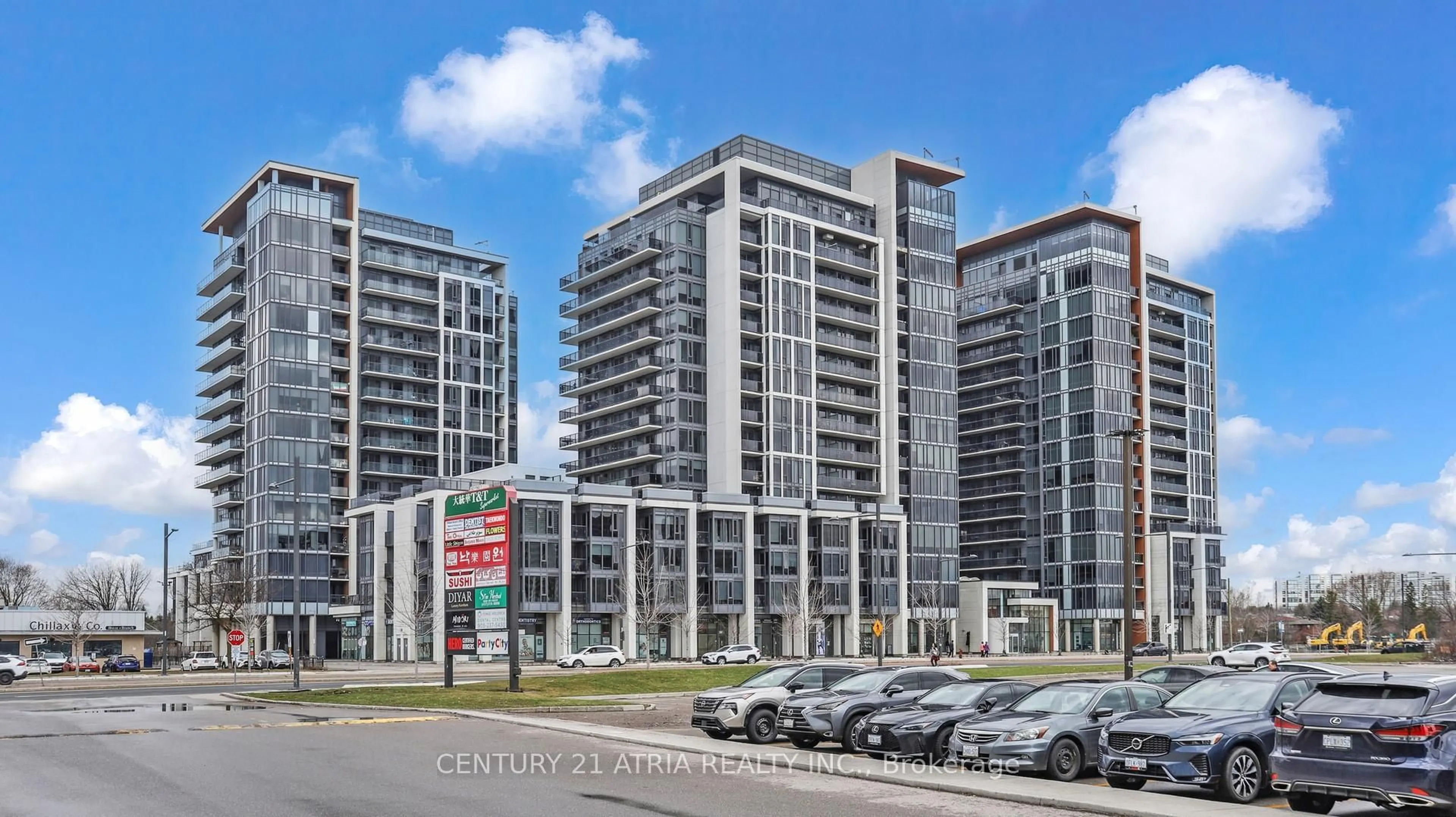 Unknown for 9600 Yonge St #207, Richmond Hill Ontario L4C 0X3