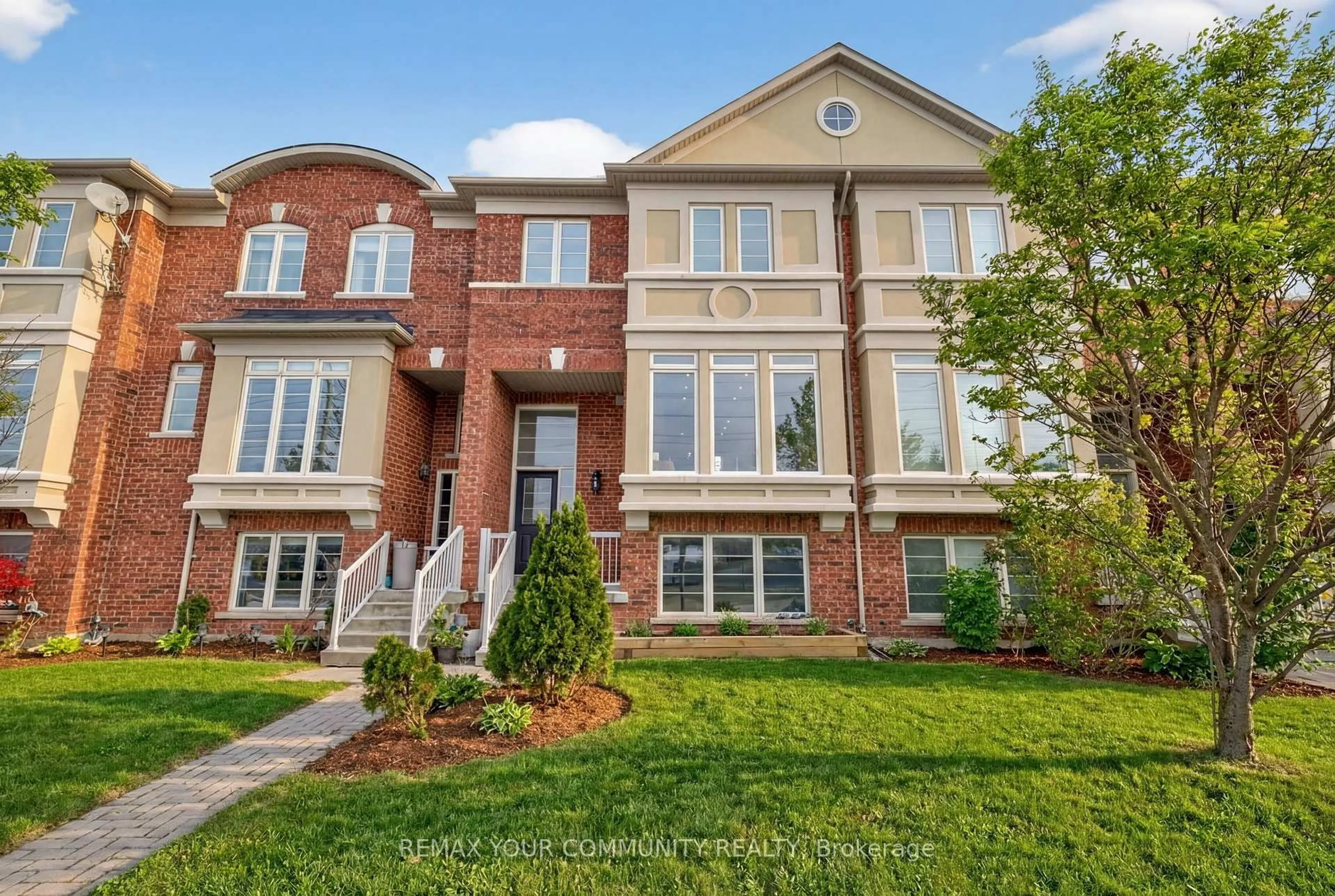 Home with brick exterior material, street for 193 Zokol Dr, Aurora Ontario L4G 0B8