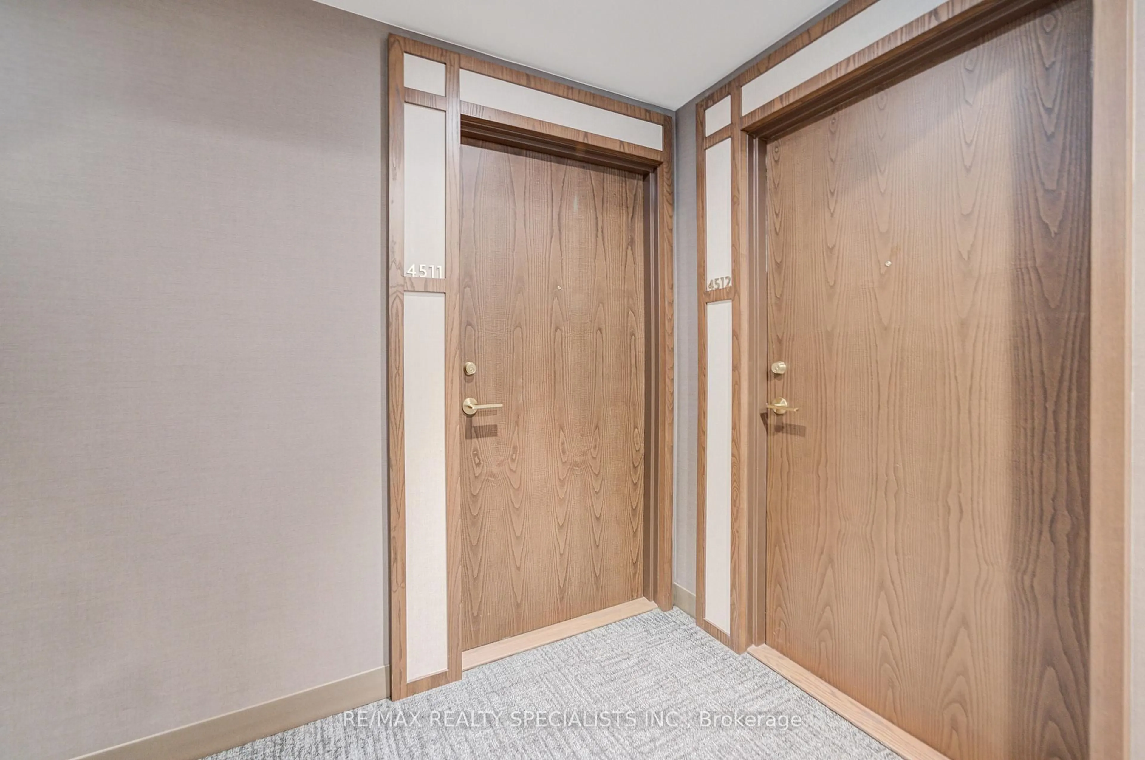 Indoor entryway for 7890 Jane St #4511, Vaughan Ontario L4K 2M7