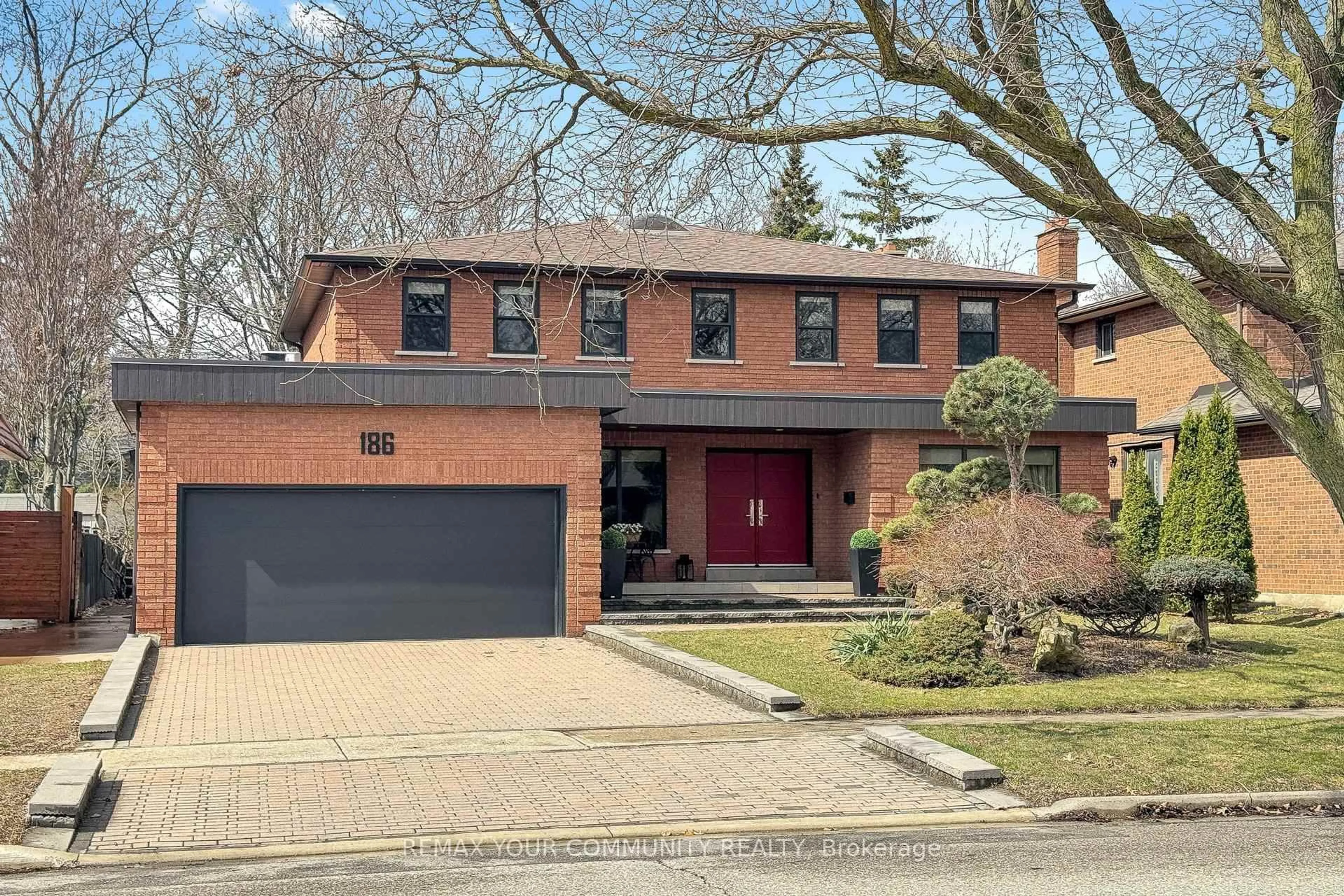Home with brick exterior material, street for 186 Wigwoss Dr, Vaughan Ontario L4L 4H2