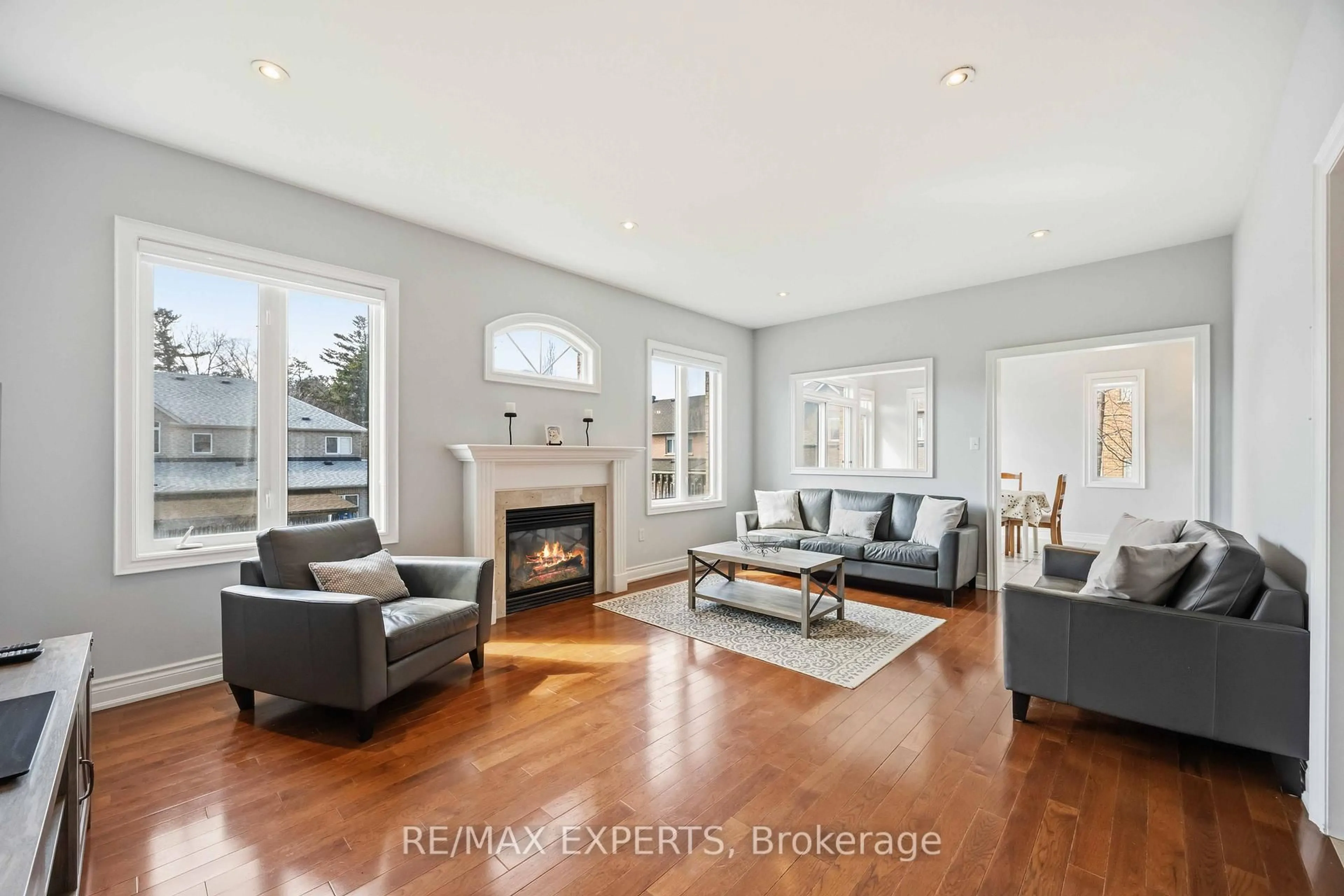 Living room with furniture, unknown for 135 Pieta Pl, Vaughan Ontario L4H 3G2