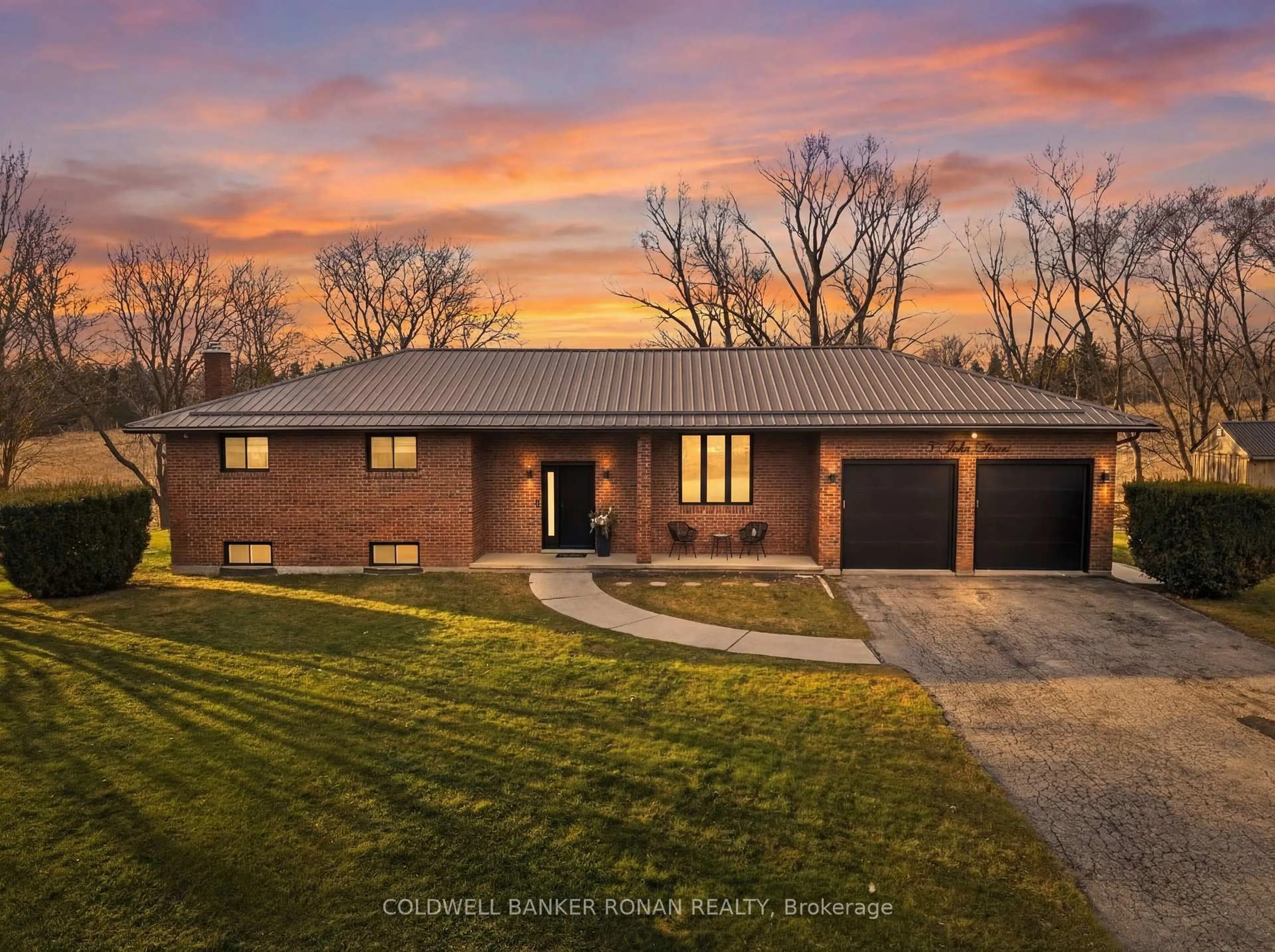 Home with brick exterior material, street for 5 John St, Adjala-Tosorontio Ontario L0G 1L0