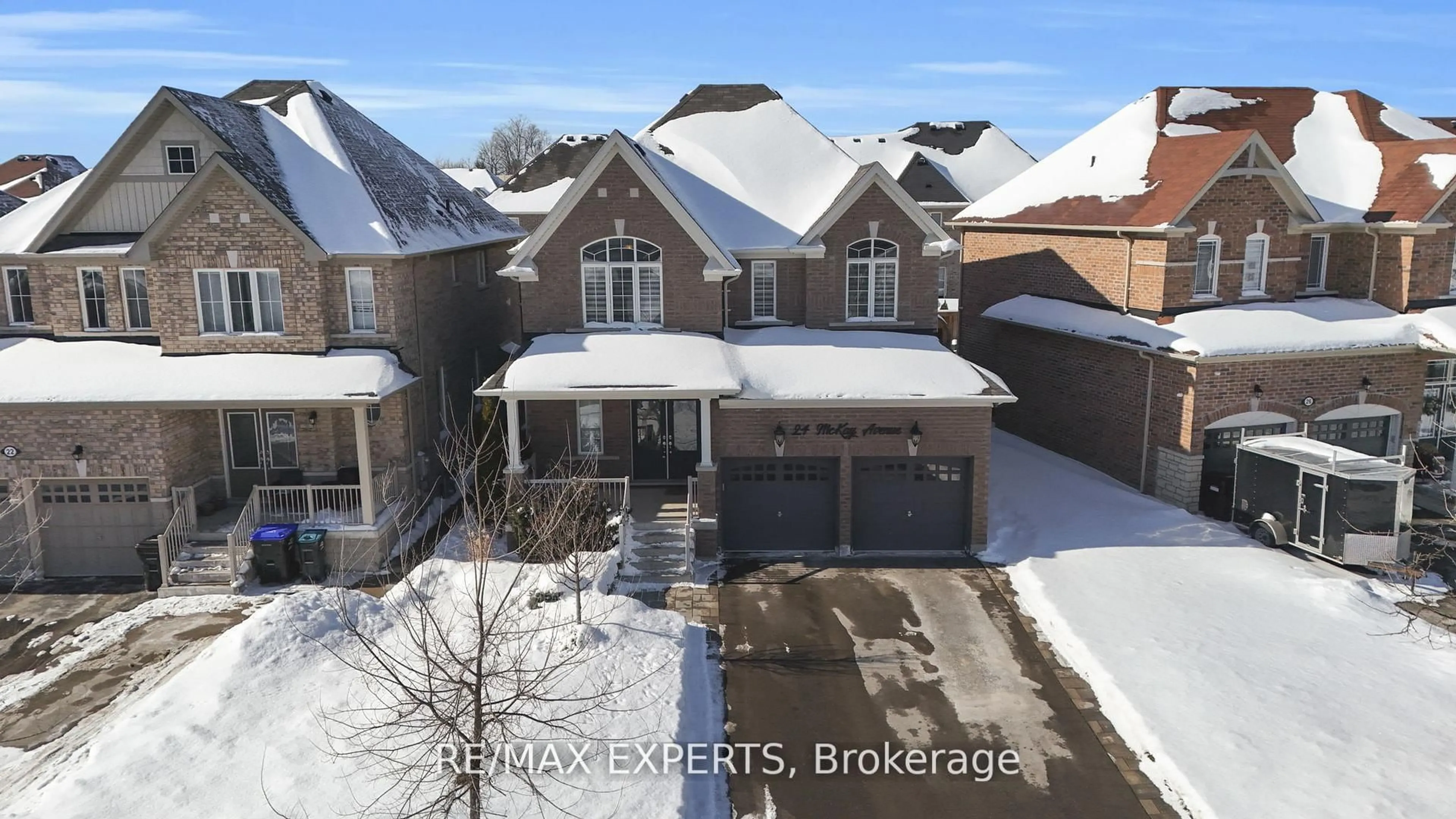 A pic from outside/outdoor area/front of a property/back of a property/a pic from drone, street for 24 Mckay Ave, New Tecumseth Ontario L0G 1W0
