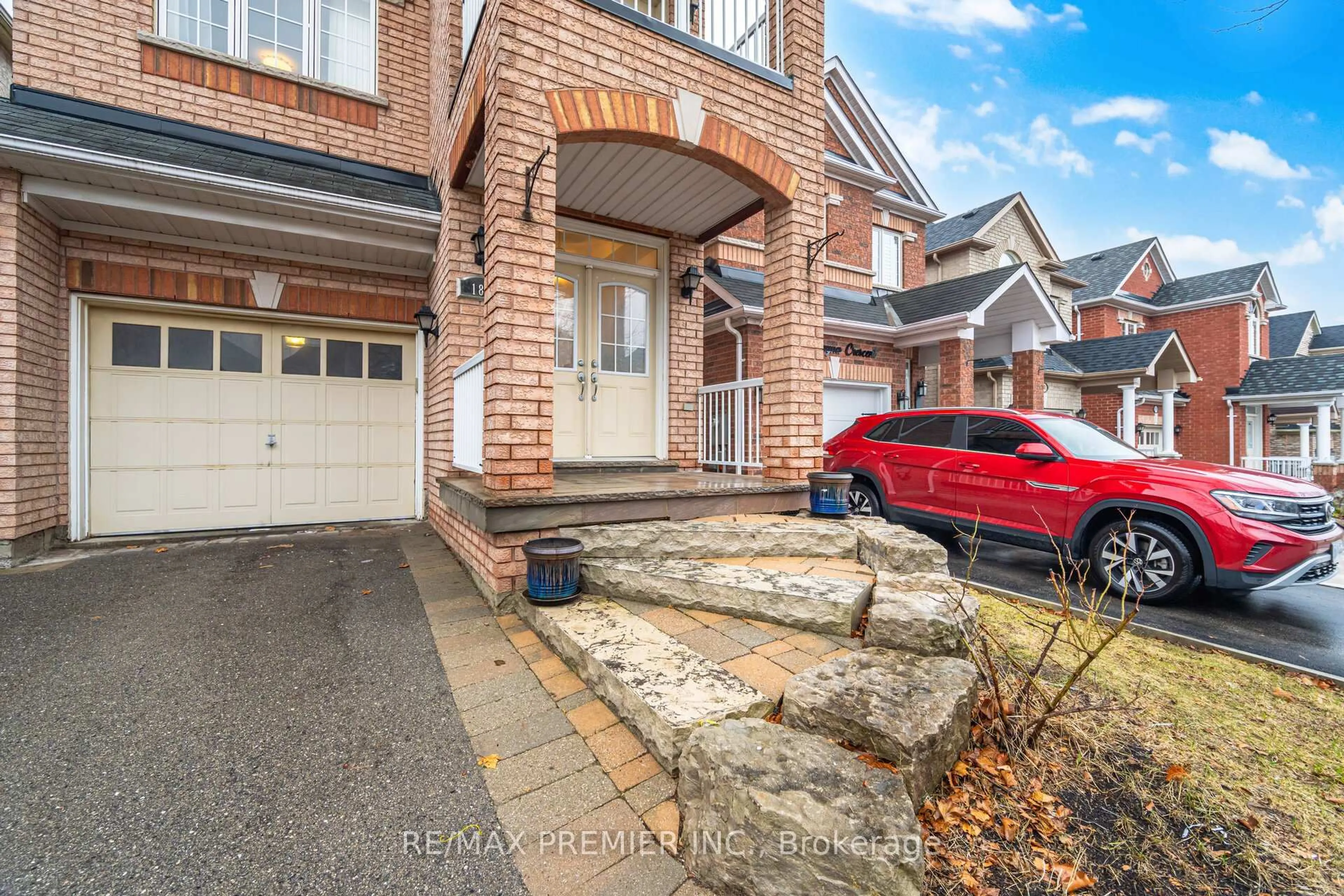 Home with brick exterior material, street for 182 Chayna Cres, Vaughan Ontario L6A 0L7