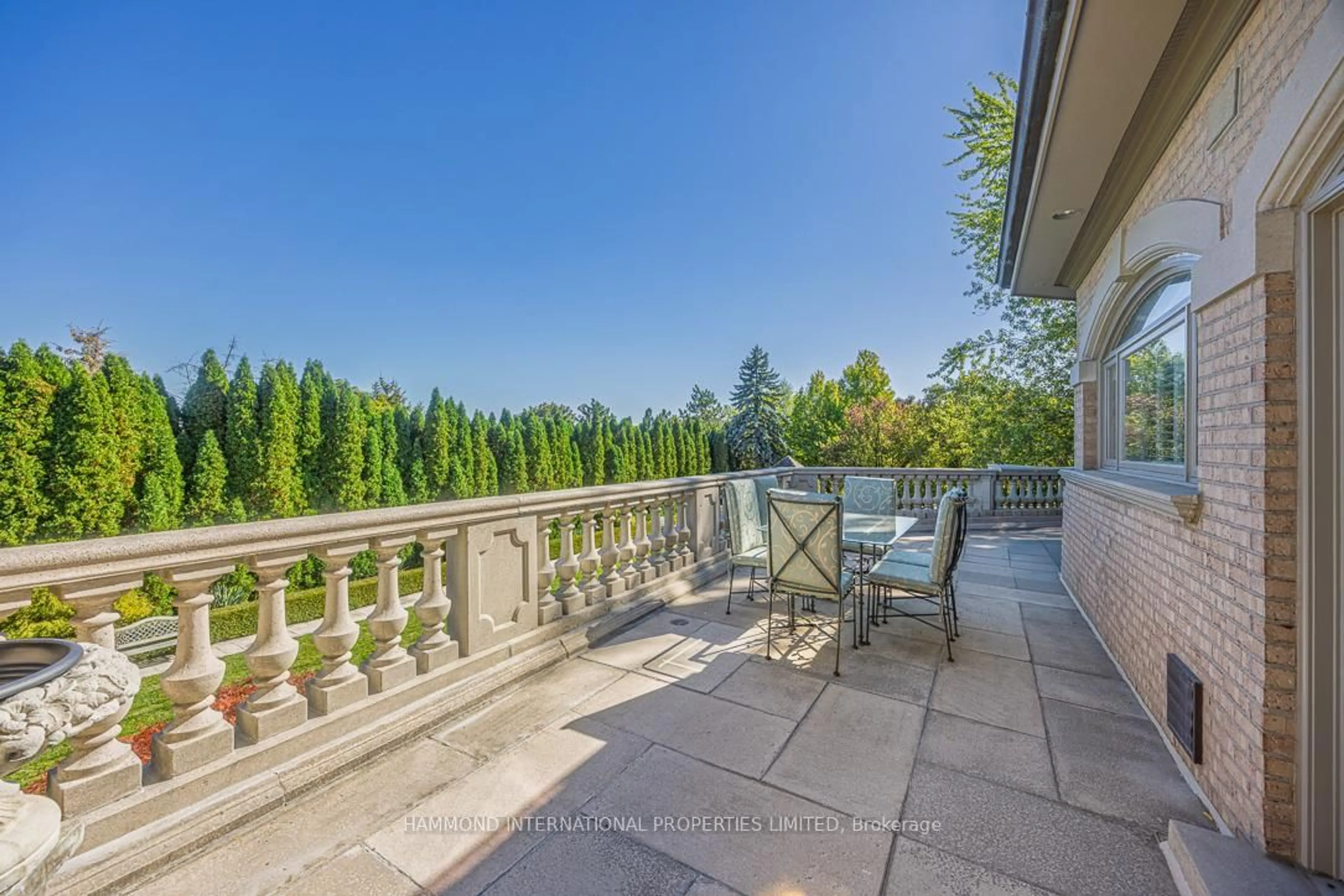 Patio, unknown for 48 Old Park Lane, Richmond Hill Ontario L4B 2L3