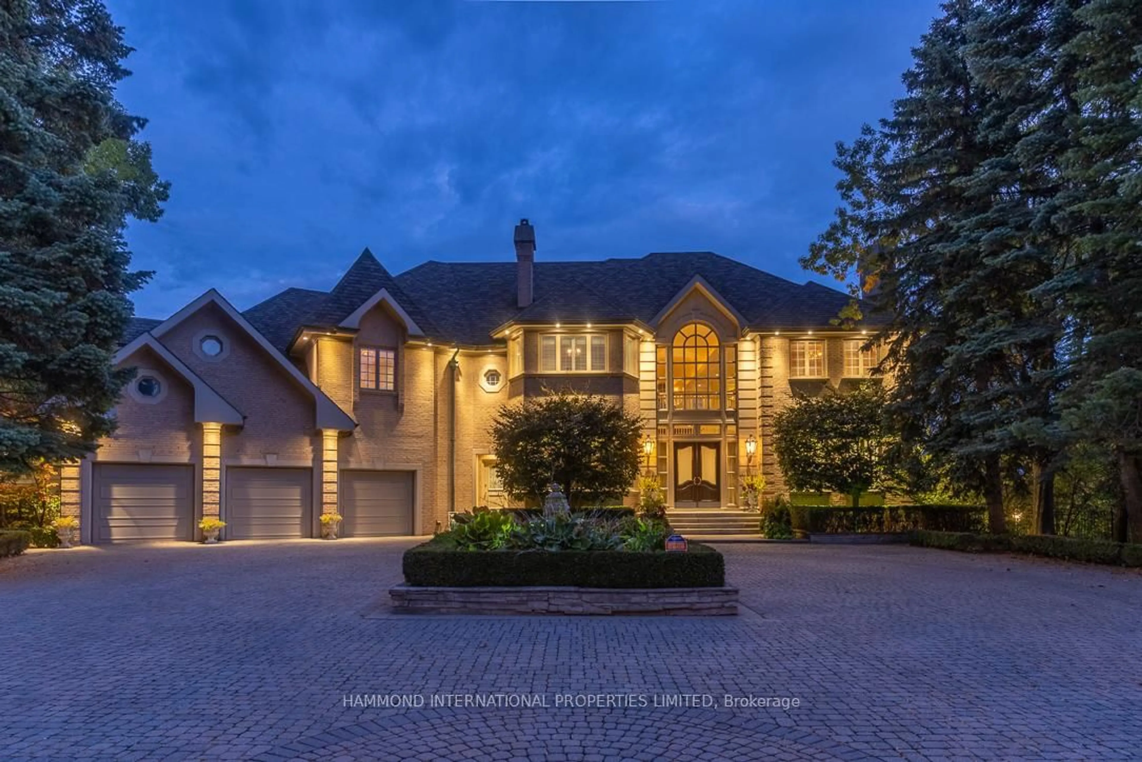 Home with brick exterior material, street for 48 Old Park Lane, Richmond Hill Ontario L4B 2L3