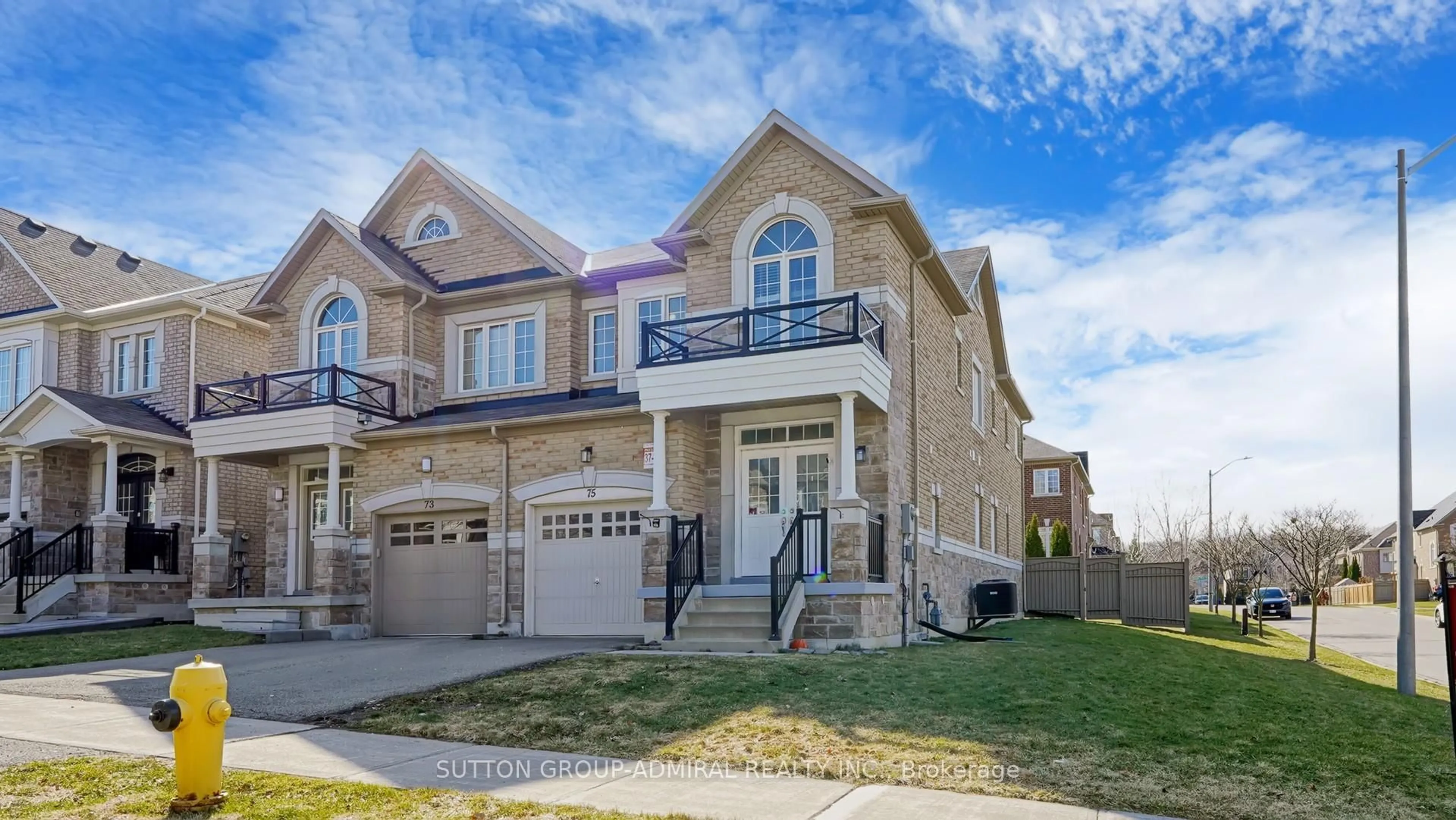 Home with brick exterior material, street for 75 Lauderdale Dr, Vaughan Ontario L6A 4G7