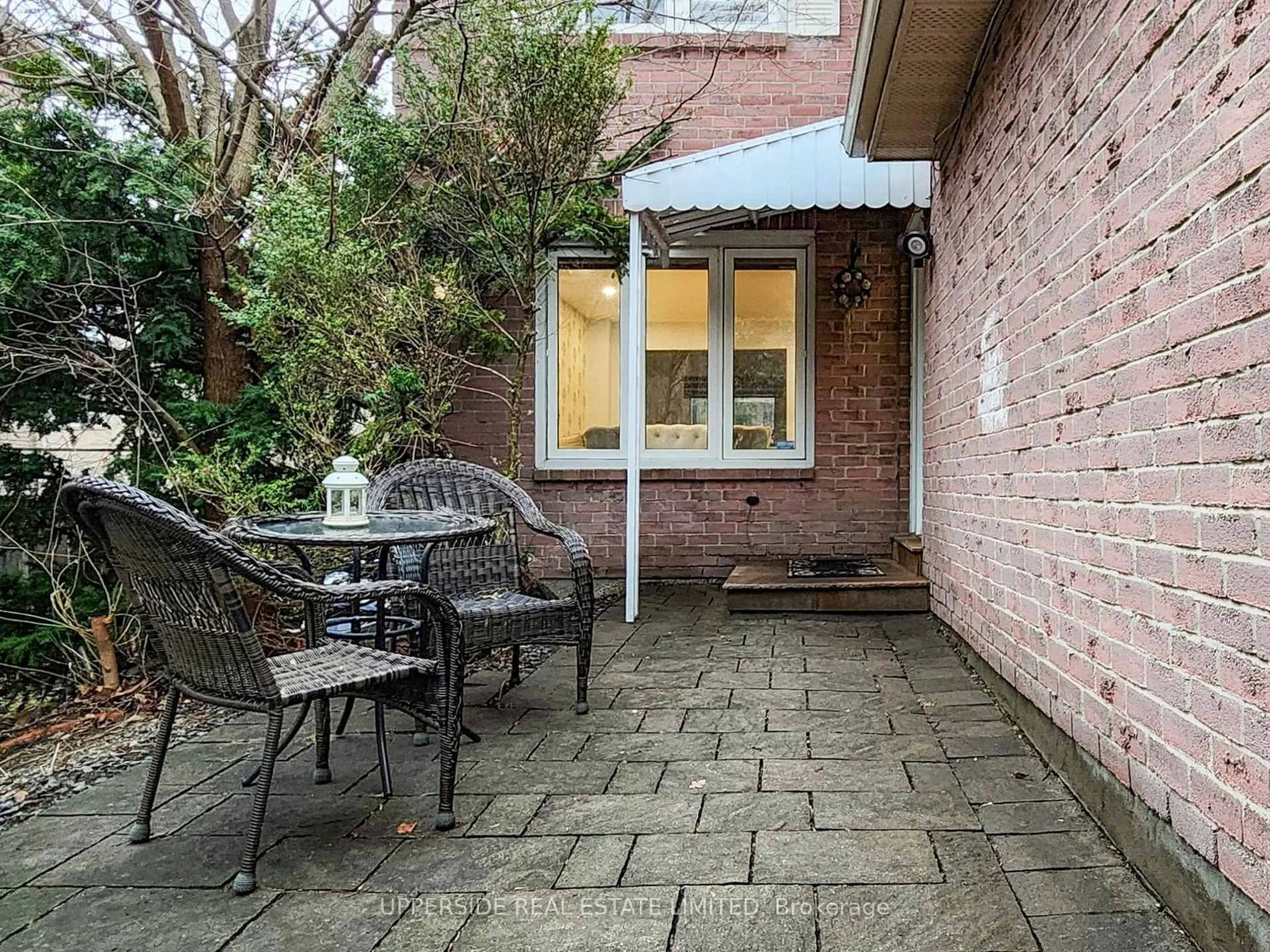 Patio, street for 64 Colleen St, Vaughan Ontario L4J 5G6