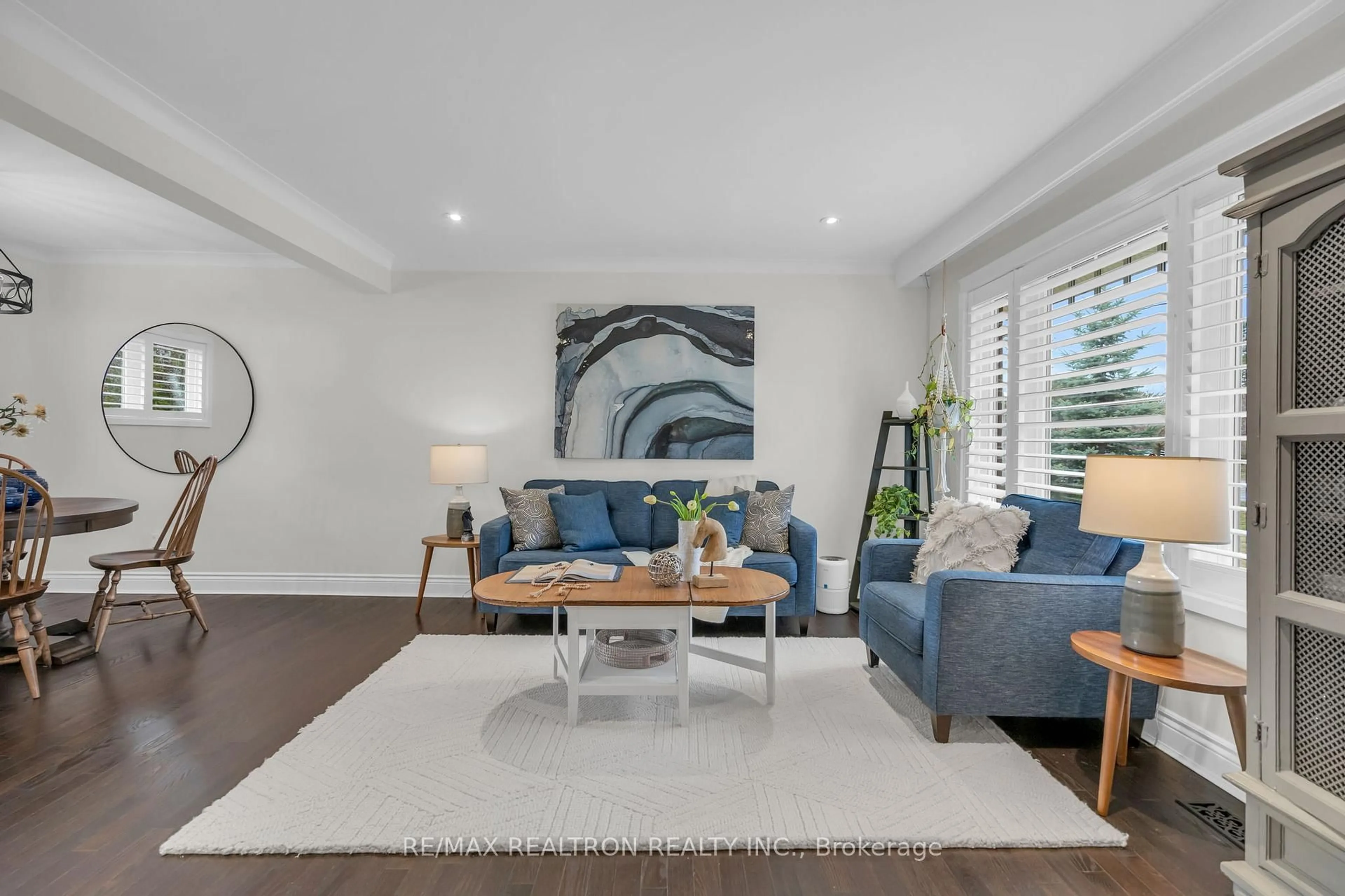 Living room with furniture, unknown for 1785 Mount Albert Rd, East Gwillimbury Ontario L0G 1V0