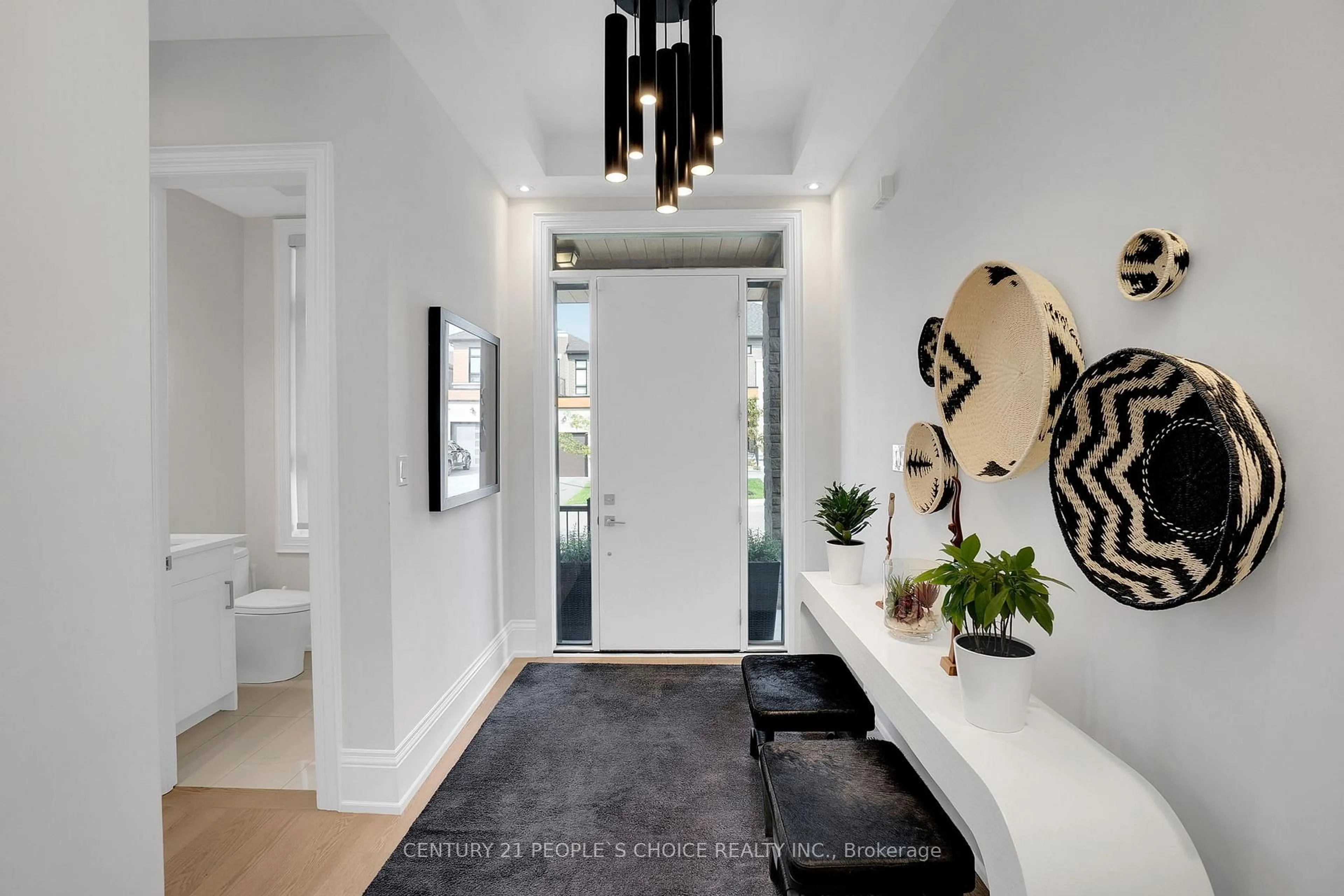 Indoor entryway for 140 Wainfleet Cres, Vaughan Ontario L4L 1A6