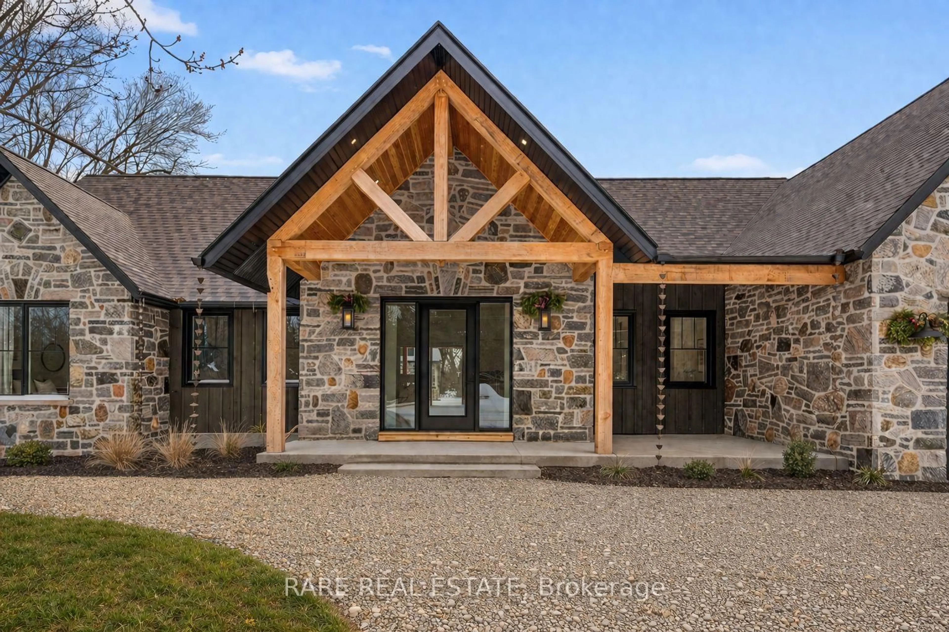 Home with brick exterior material, unknown for 1109 2nd Line, Innisfil Ontario L0L 1K0