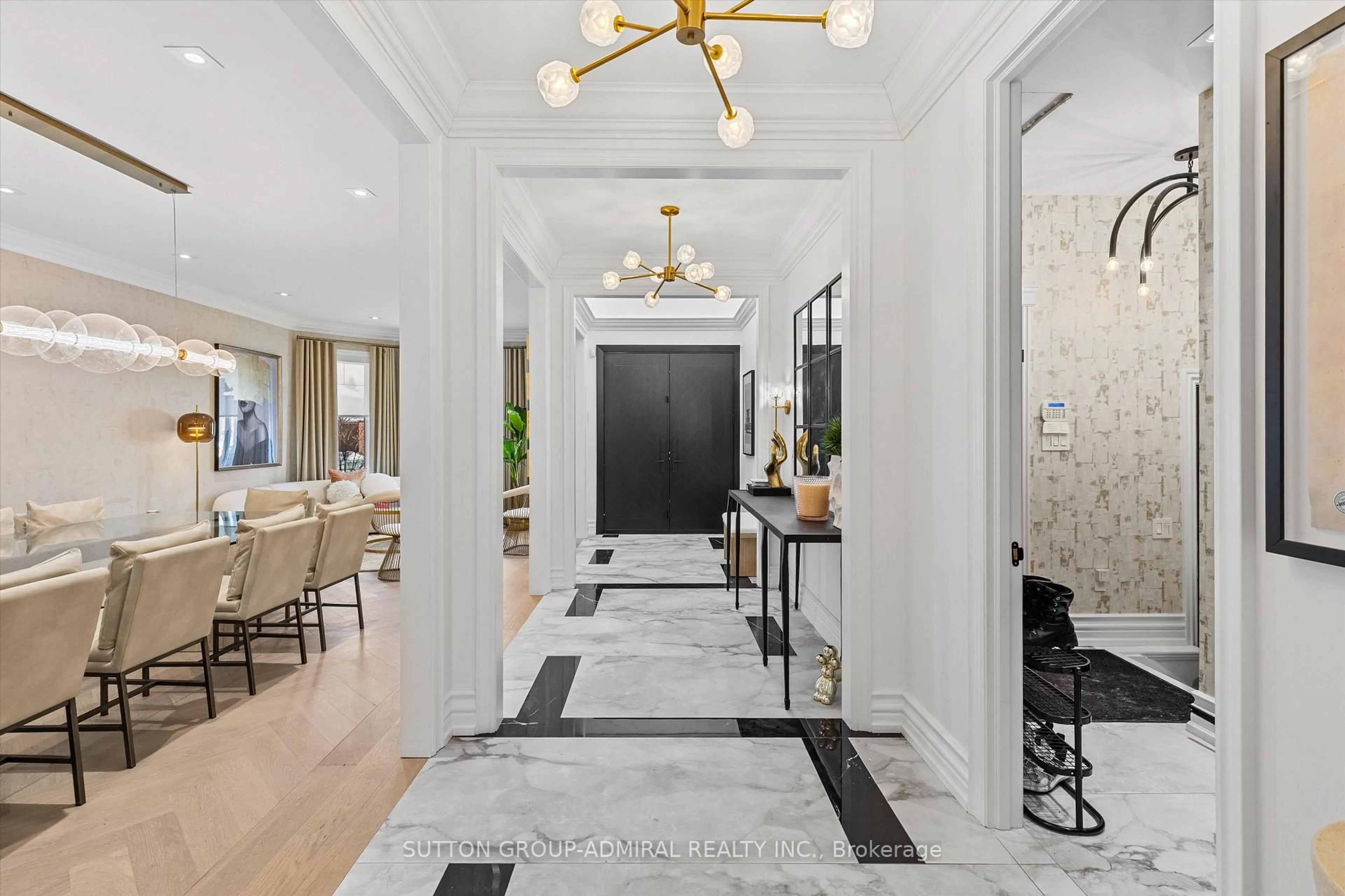 Indoor entryway for 539 Beverley Glen Blvd, Vaughan Ontario L4J 7S1