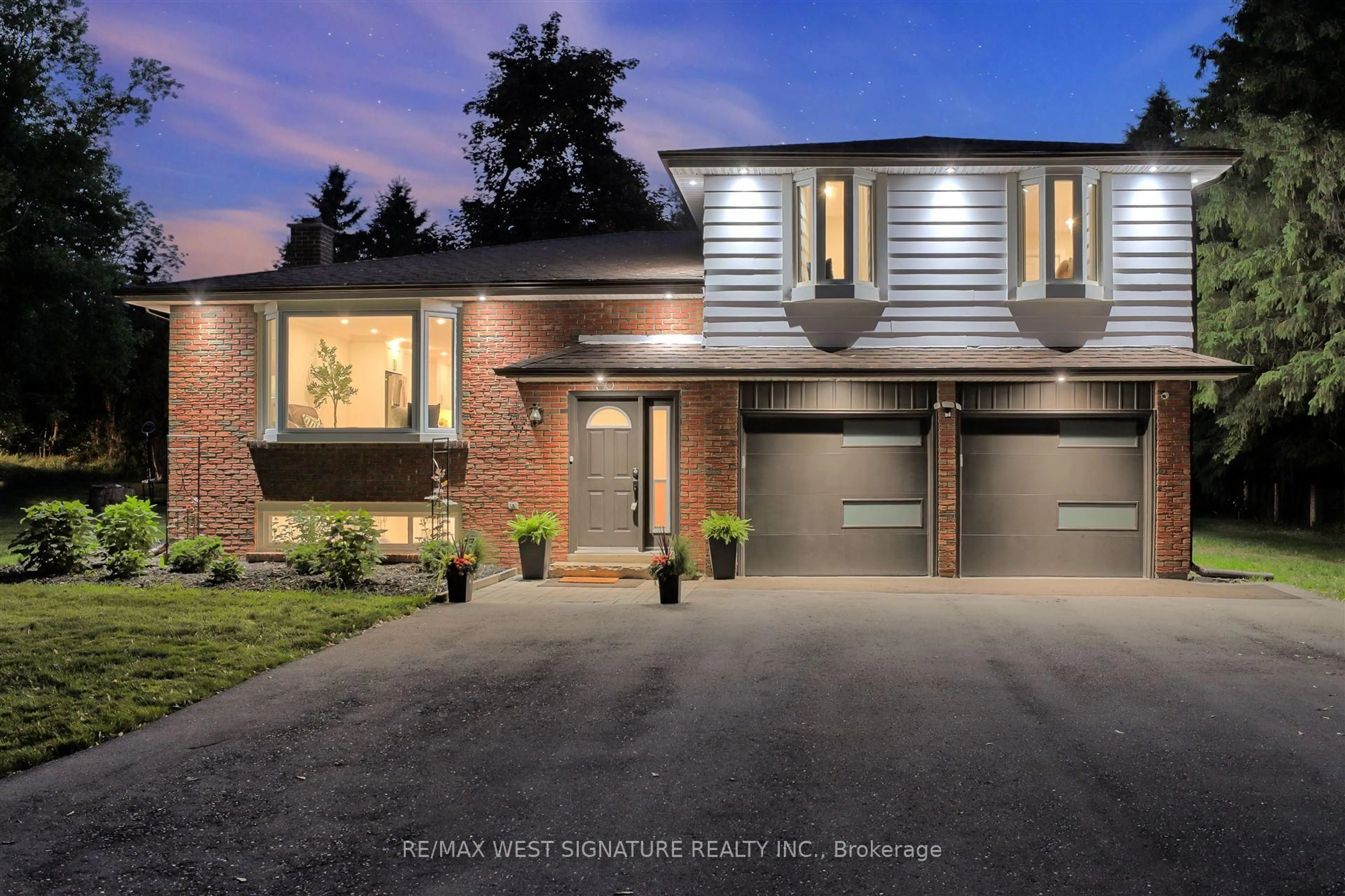 Home with brick exterior material, street for 6530 Lloydtown Aurora Rd, King Ontario L0G 1T0