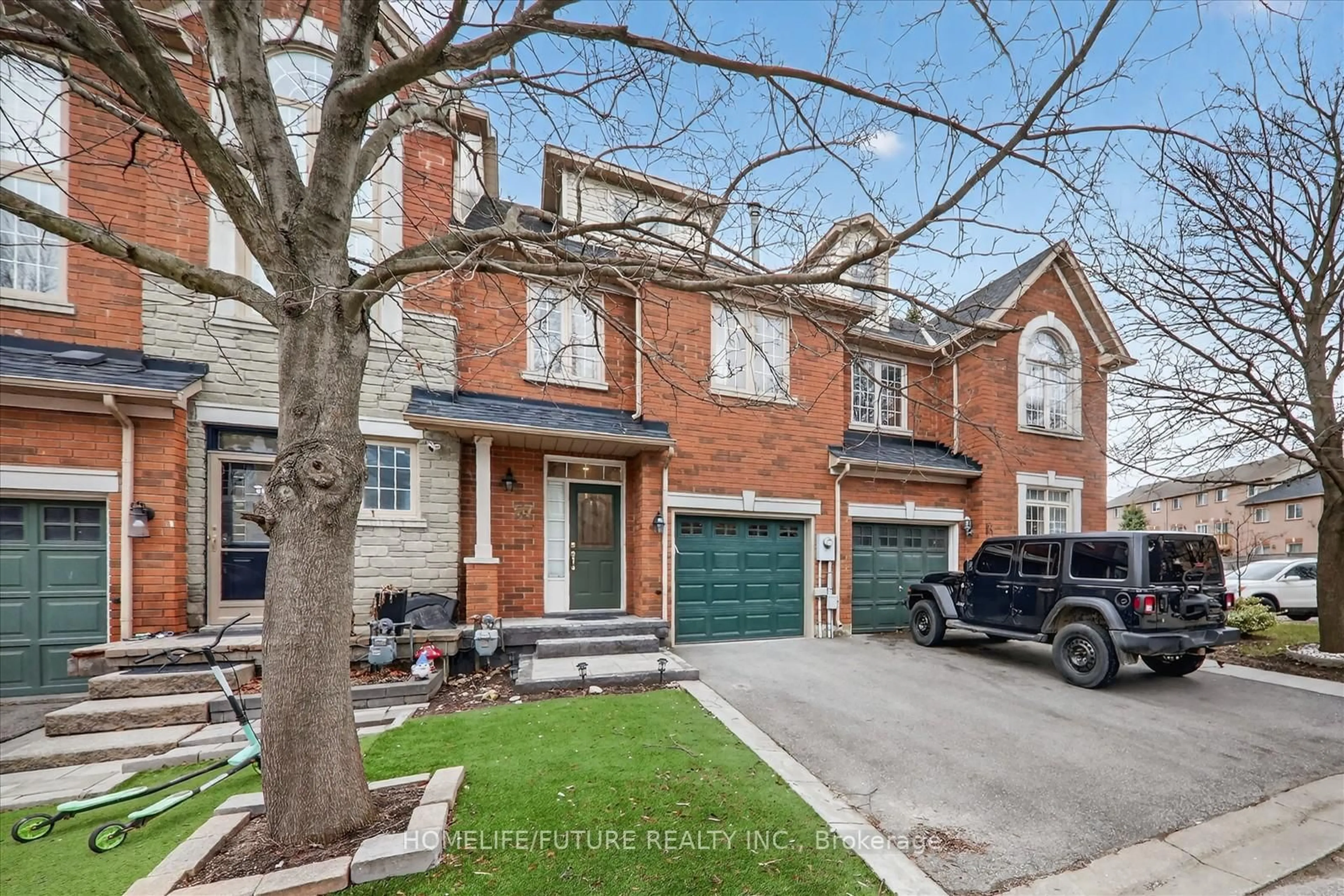 Home with brick exterior material, street for 180 Blue Willow Dr #57, Vaughan Ontario L4L 9C9