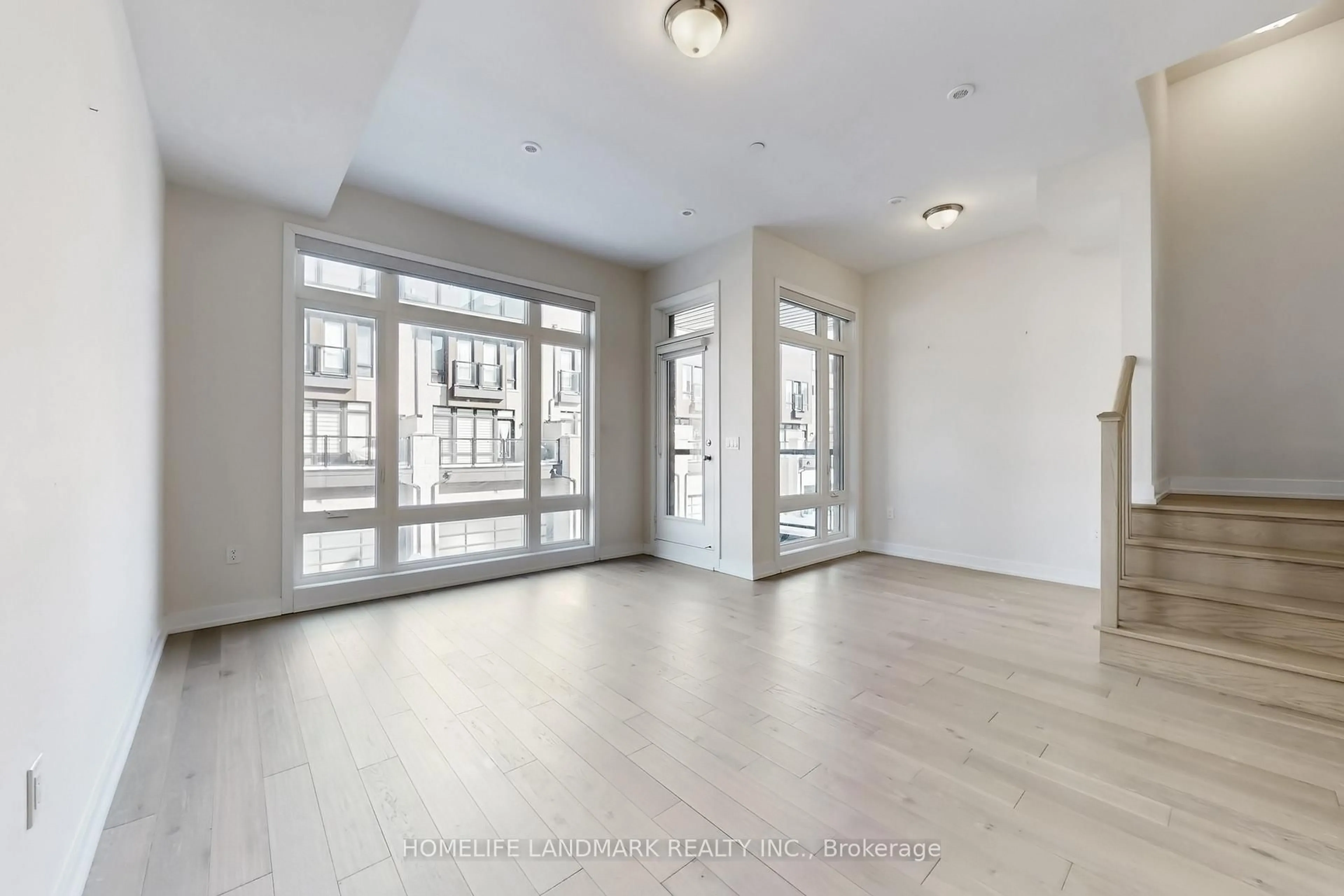 Unknown for 20 Credit Lane, Richmond Hill Ontario L4E 1G9