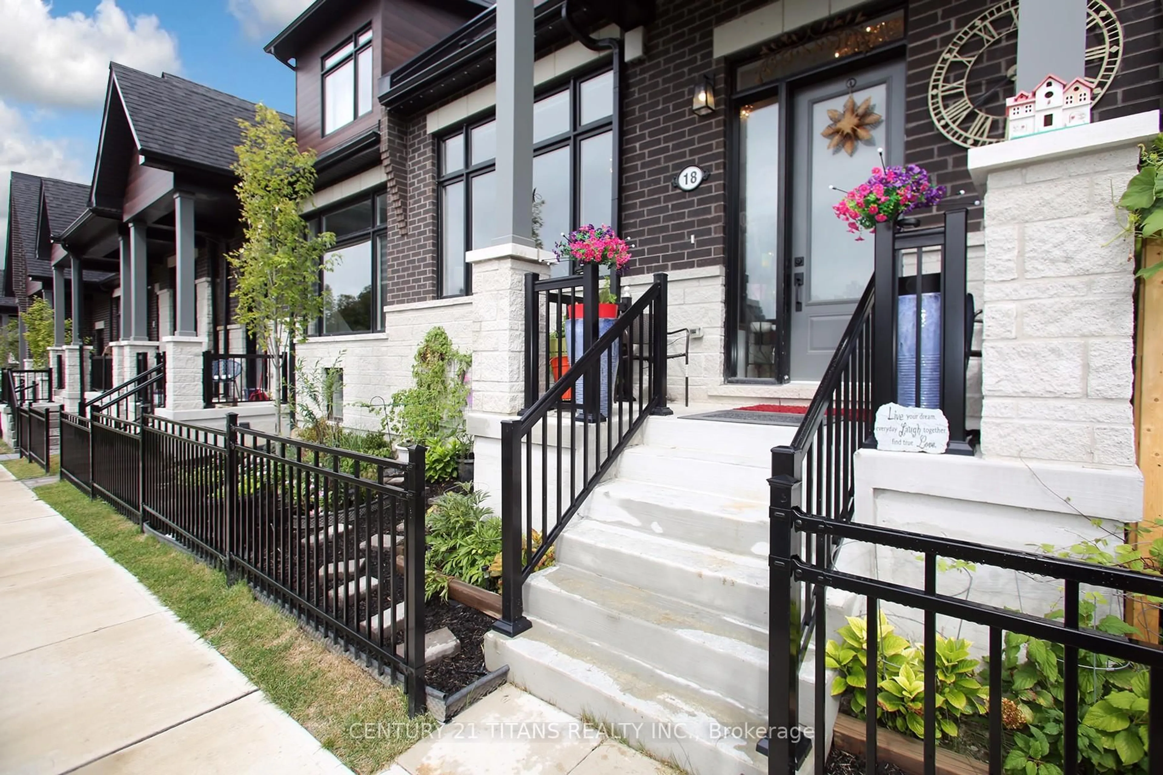 Home with brick exterior material, street for 18 Vern Robertson Gate, Uxbridge Ontario L9P 0R9