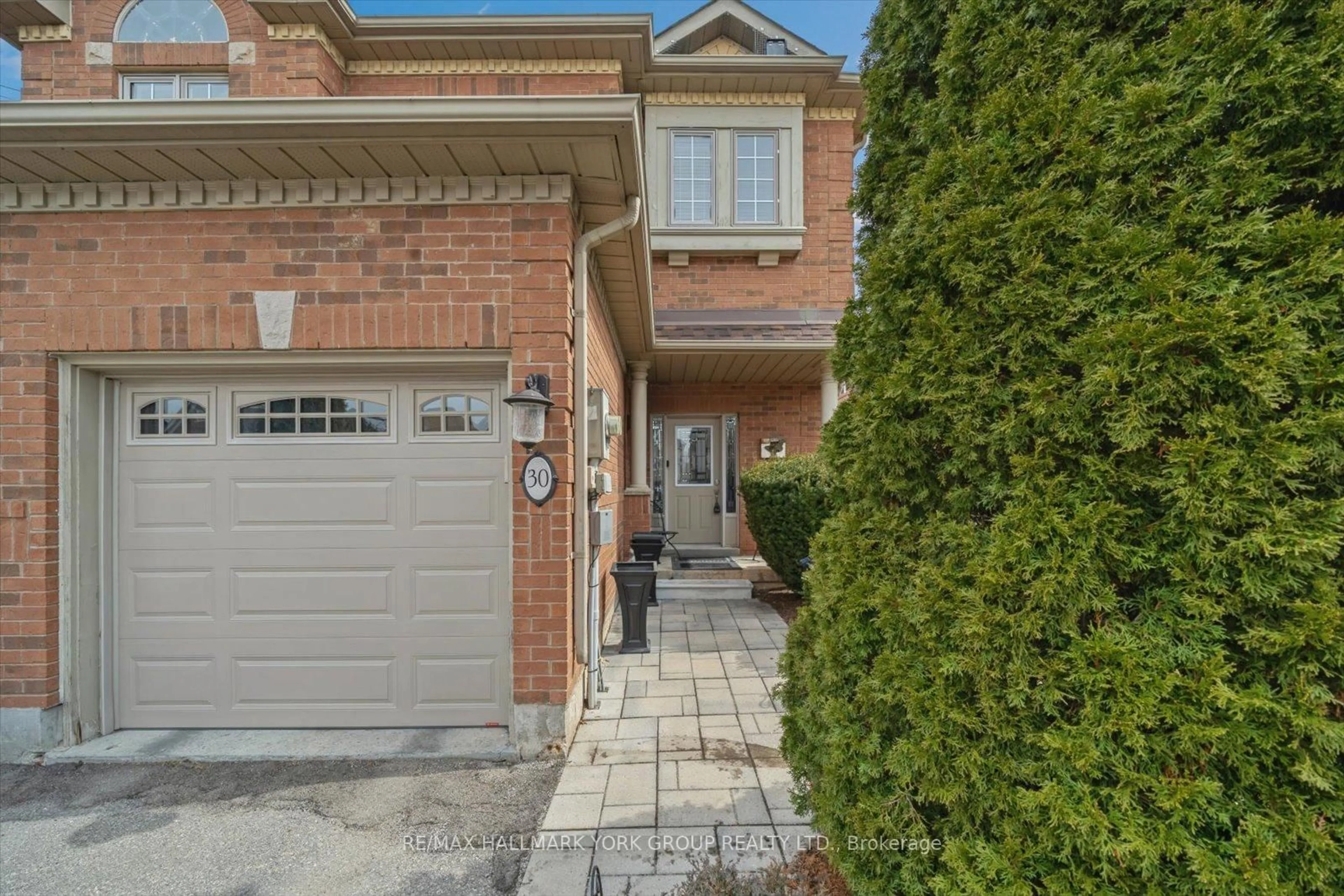 Home with brick exterior material, street for 30 Jordanray Blvd, Newmarket Ontario L3X 2P9