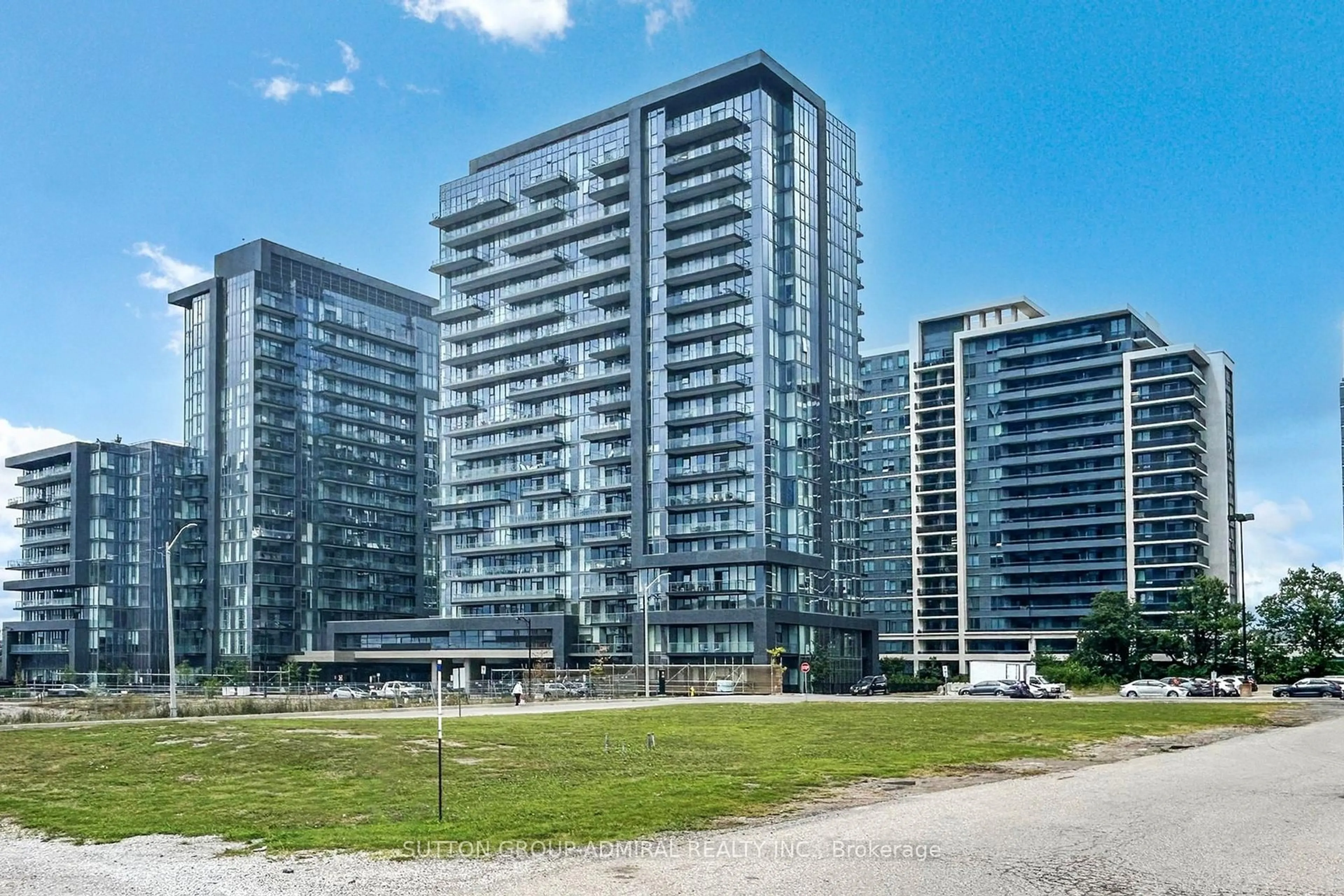 Unknown for 20 Gatineau Dr #706, Vaughan Ontario L4J 0L2