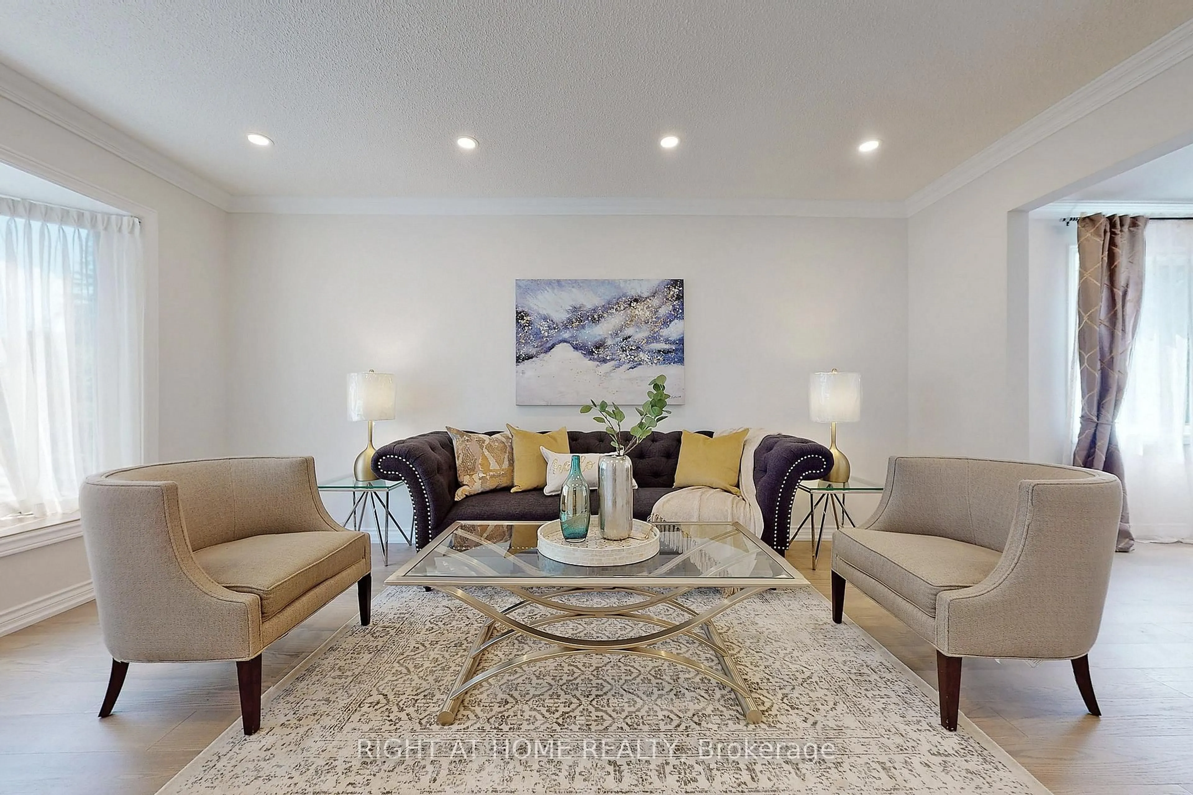 Living room with furniture, carpet floor for 350 Sunset Beach Rd, Richmond Hill Ontario L4E 3H9