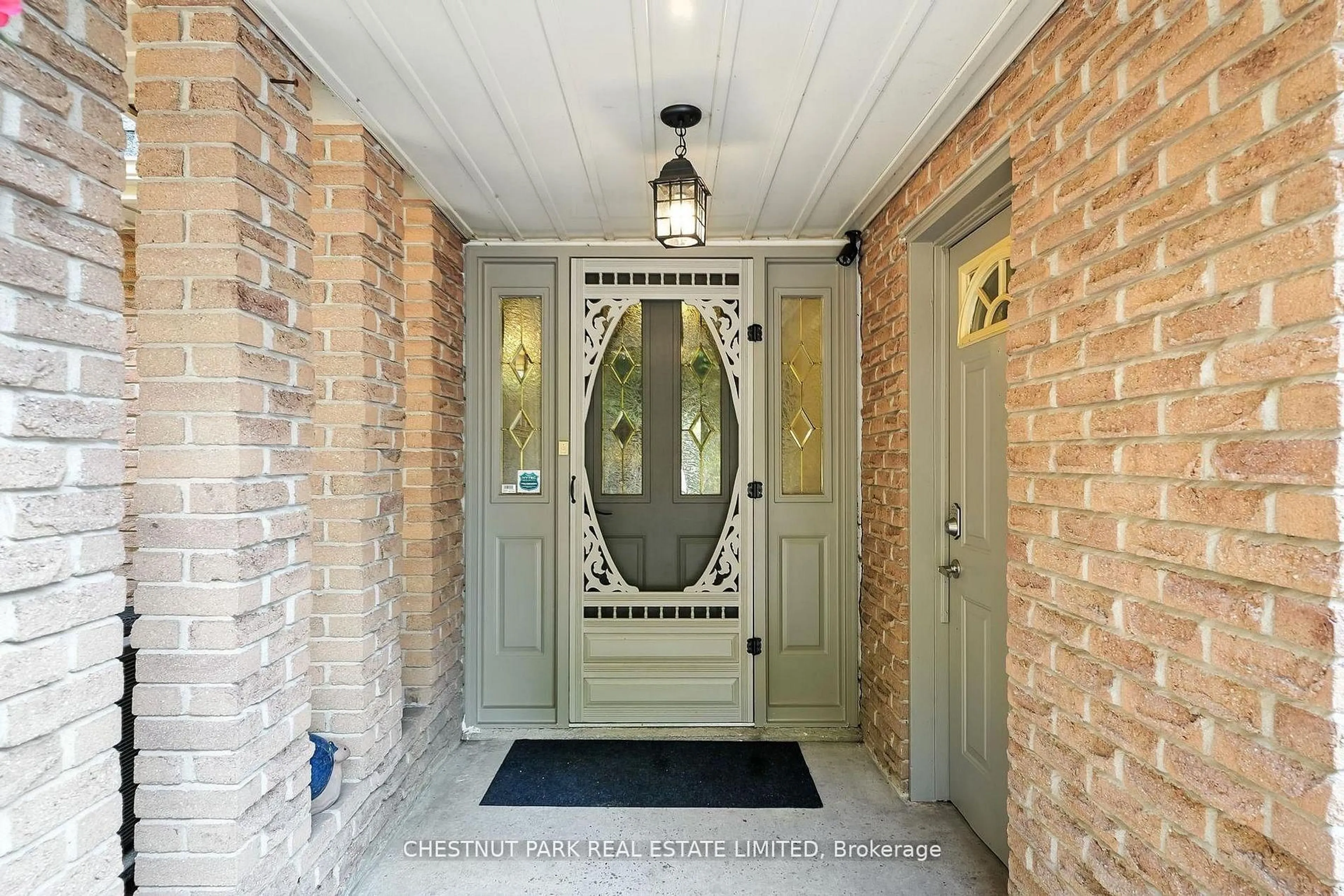 Indoor entryway for 720 Highway 48, Brock Ontario L0K 1A0